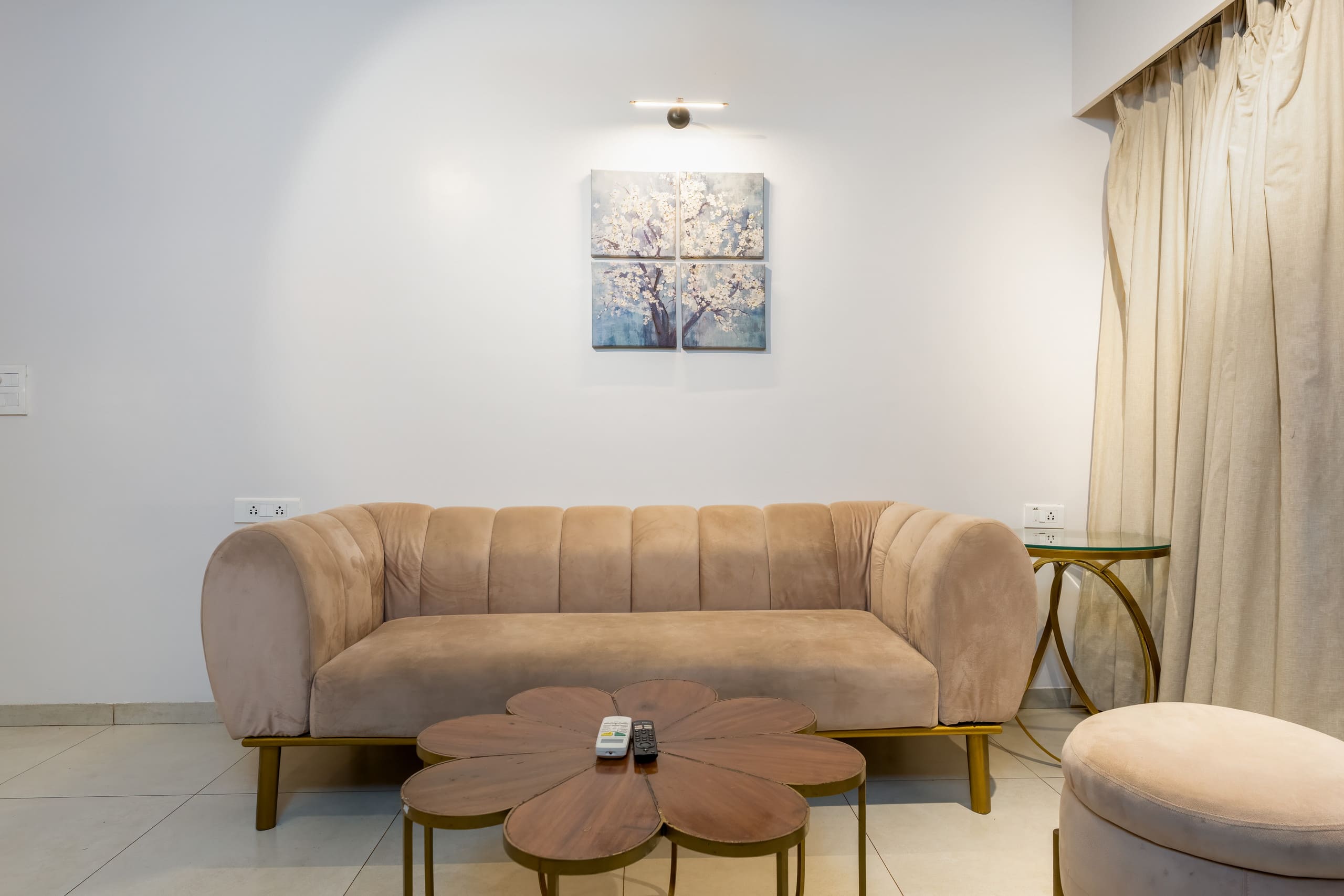 Sereno Siesta 2bhk cosy apt w/balcony swing & pool 12
