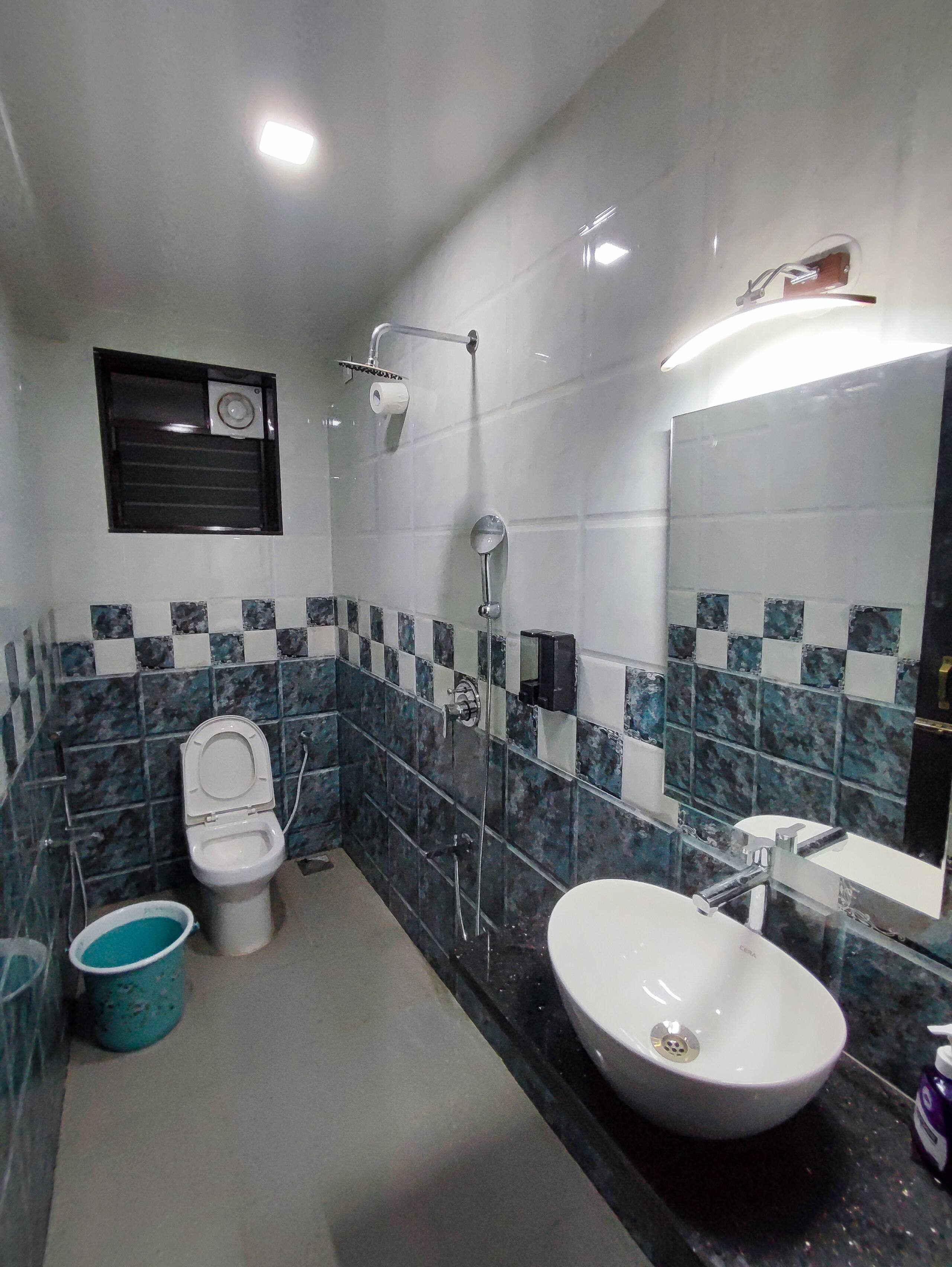2BHK w Pool near Panjim 18