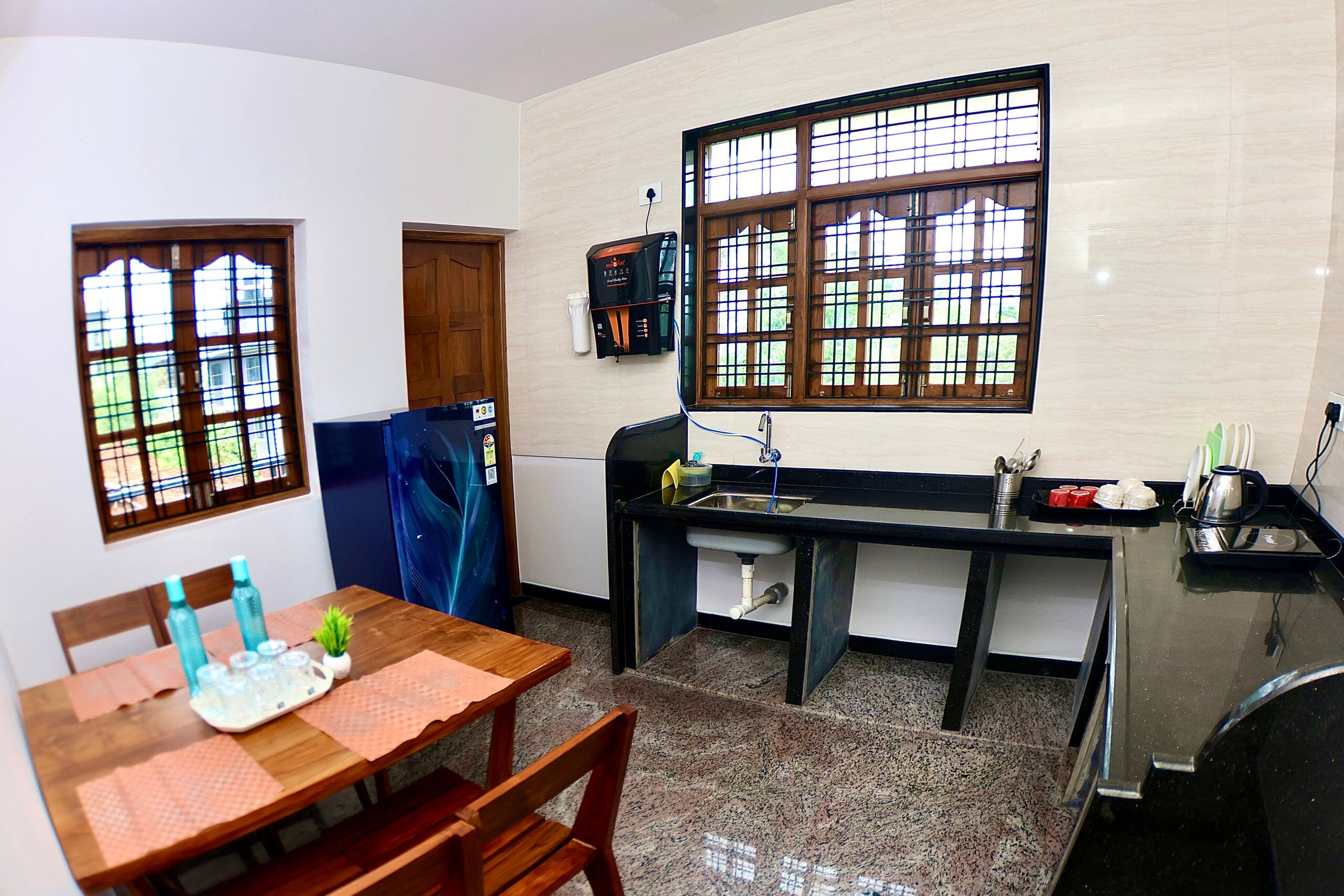 2BHK w Pool near Panjim 12