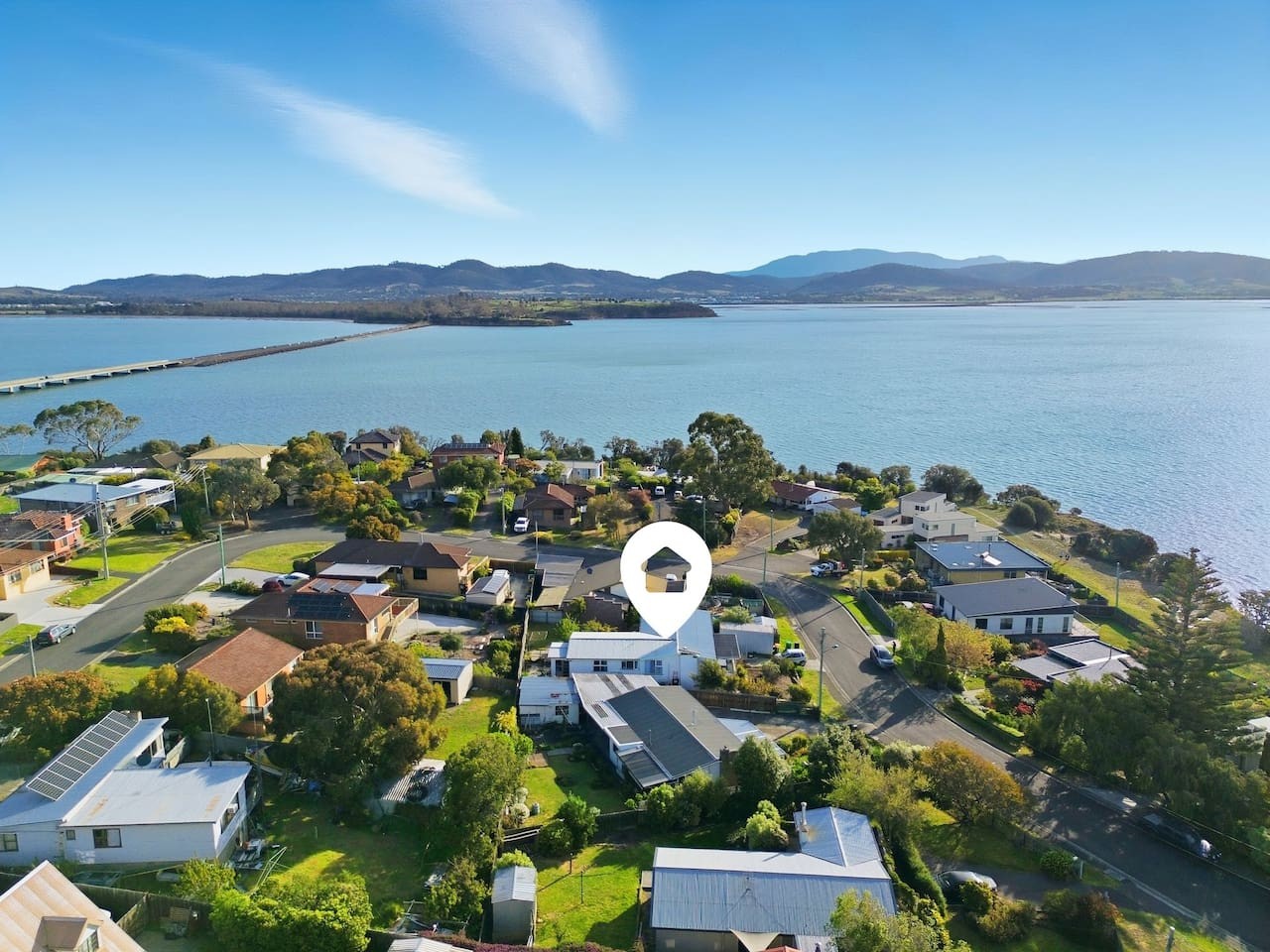 Stunning water view – Cozy 3BR Retreat — photo 2