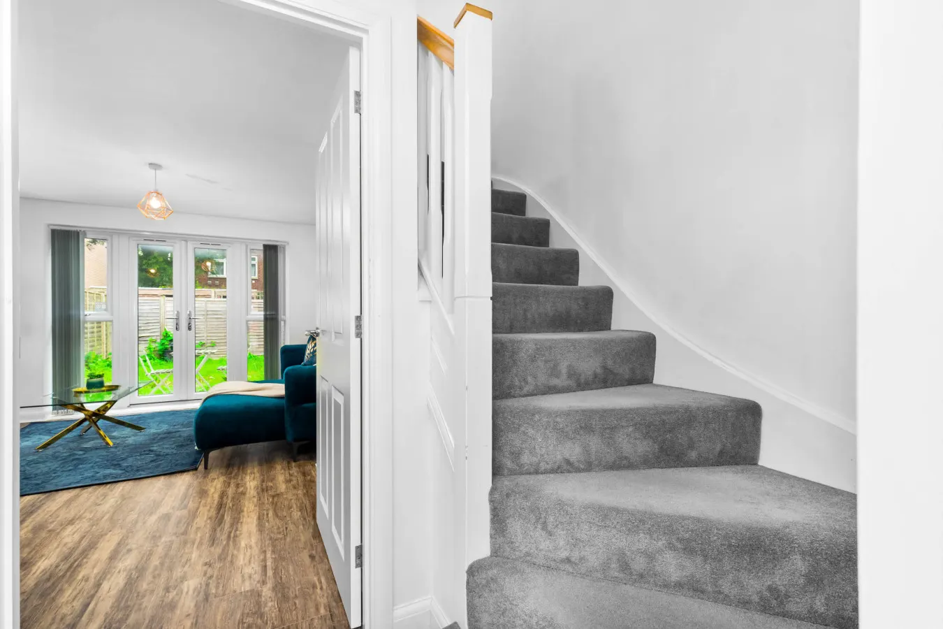 Elegant Three Bedroom House - Parking - Garden 9