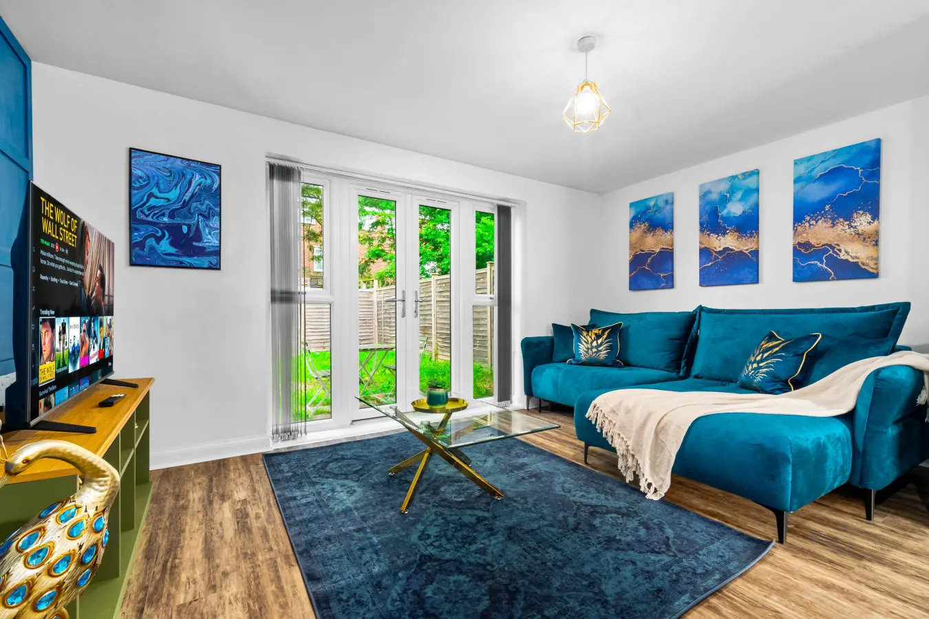 Elegant Three Bedroom House - Parking - Garden — photo 5
