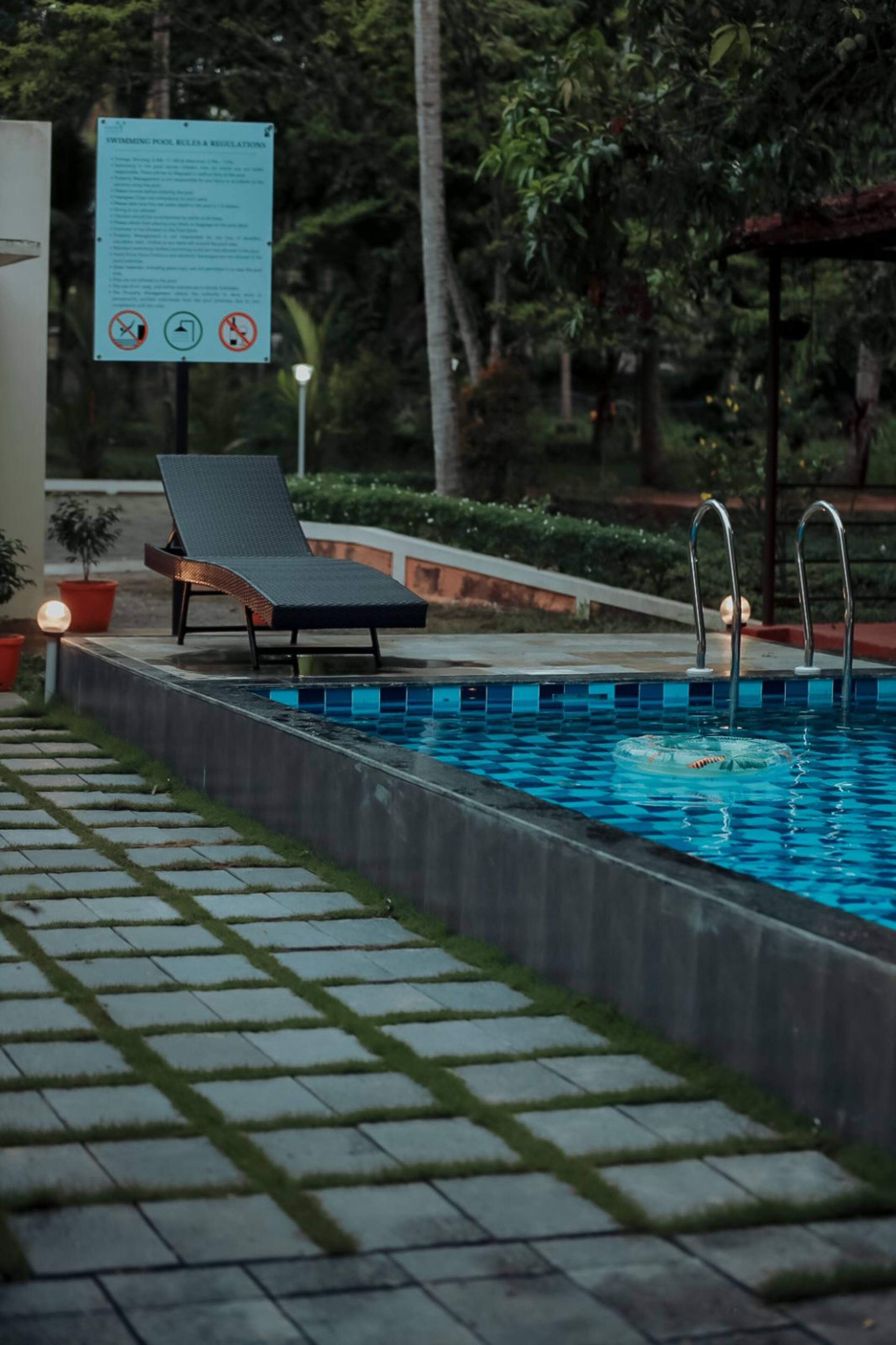 Best- Nivriti 3bhk Heritage Home & Pool Villa Kovalam 4