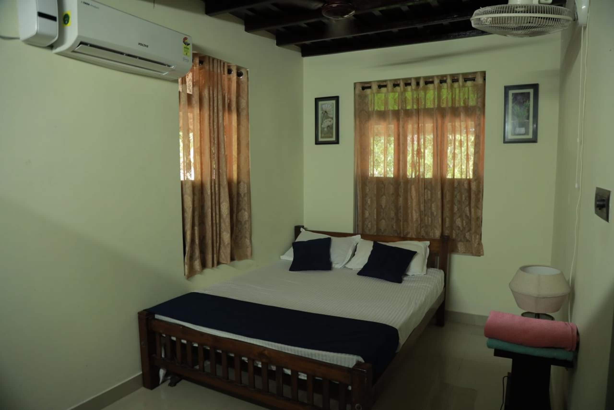 Best- Nivriti 3bhk Heritage Home & Pool Villa Kovalam 24