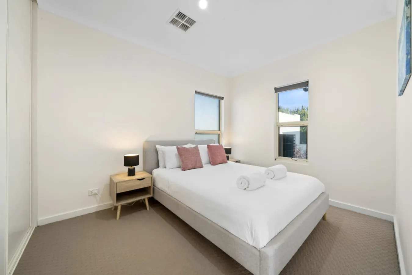 Fig & Fern—Modern Comfort between City & Coast 17