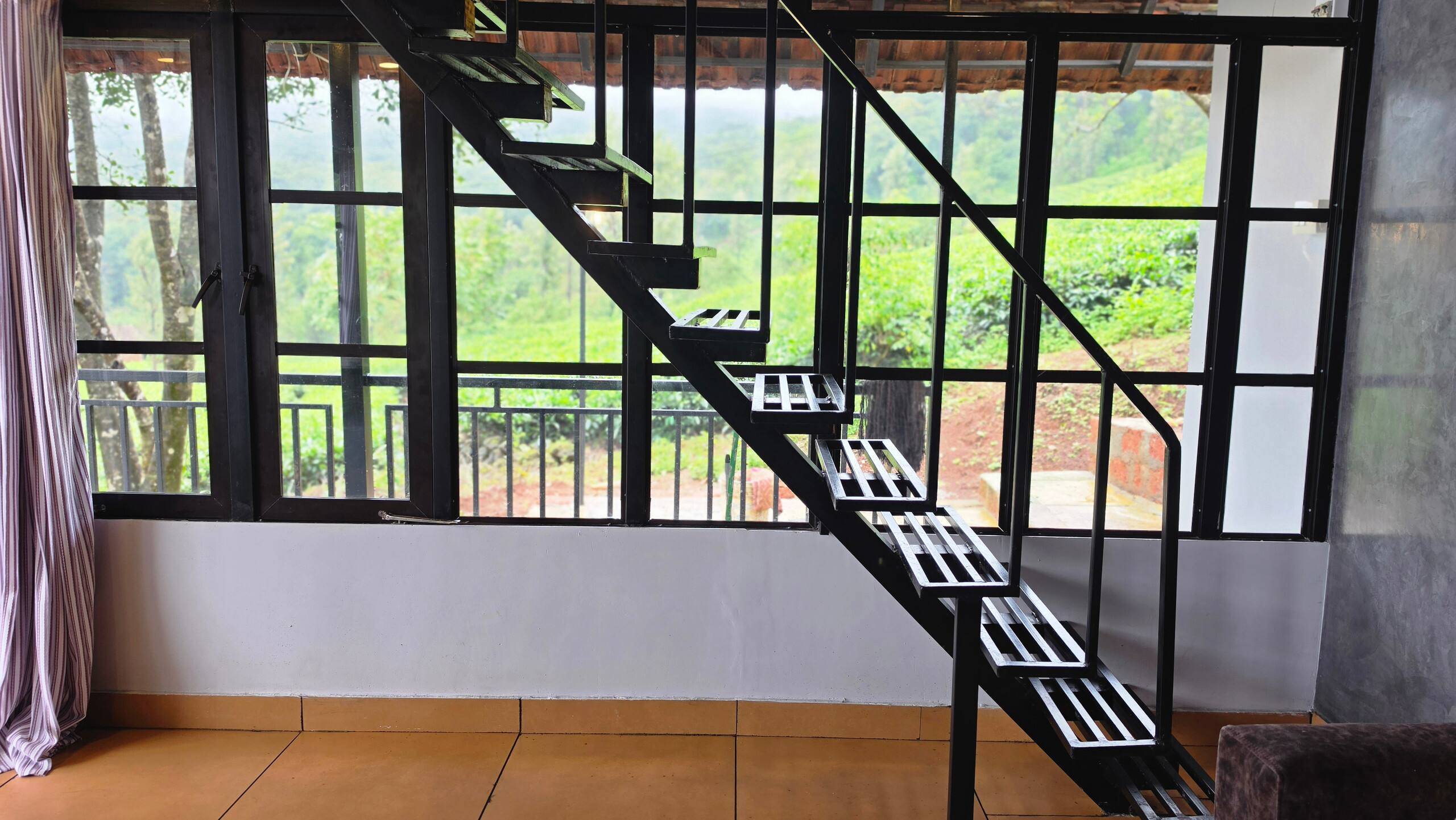 Wake up like a hornbill above the clouds 20