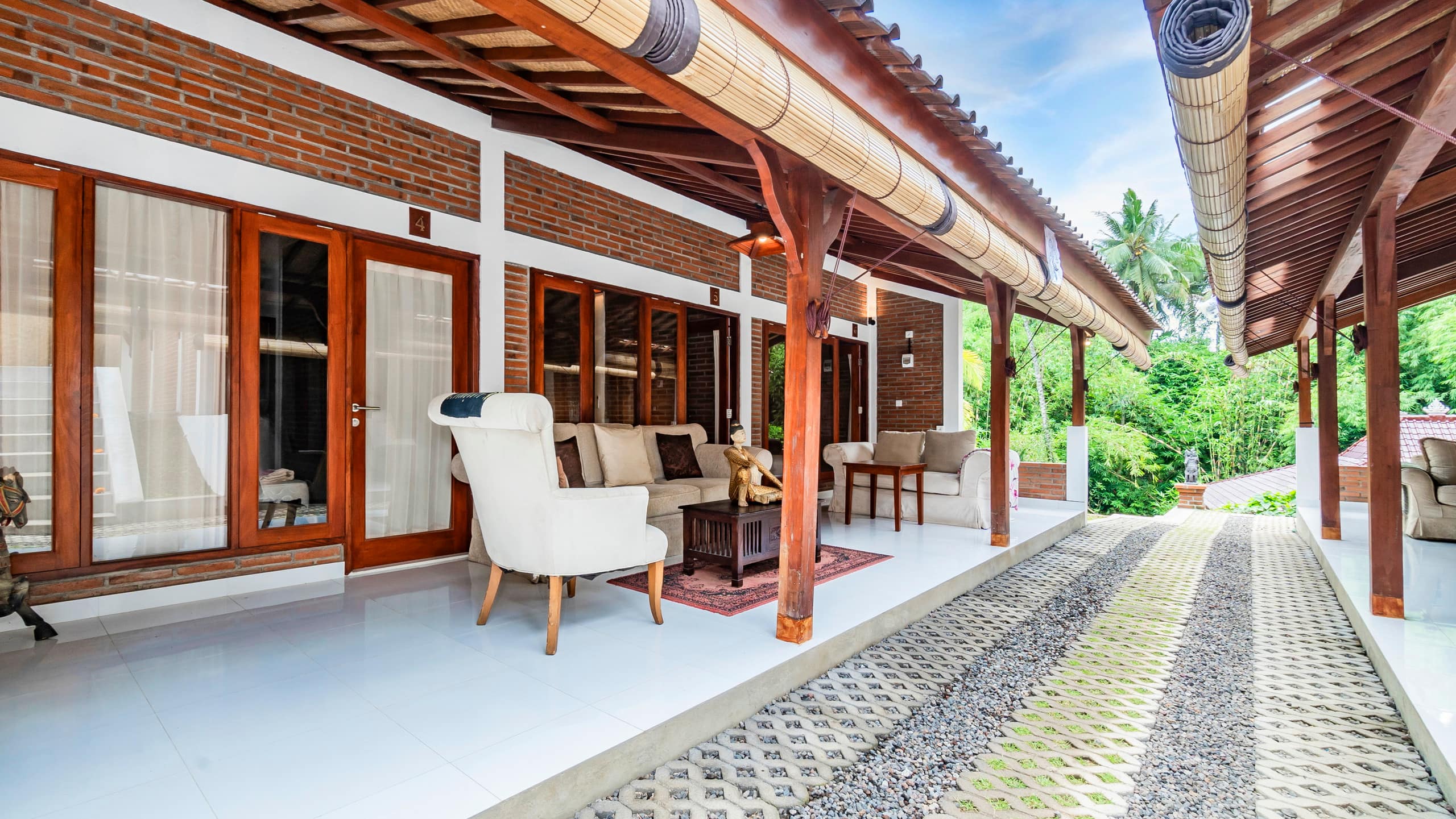 As I Am Ubud Retreat Twin Rooms 12