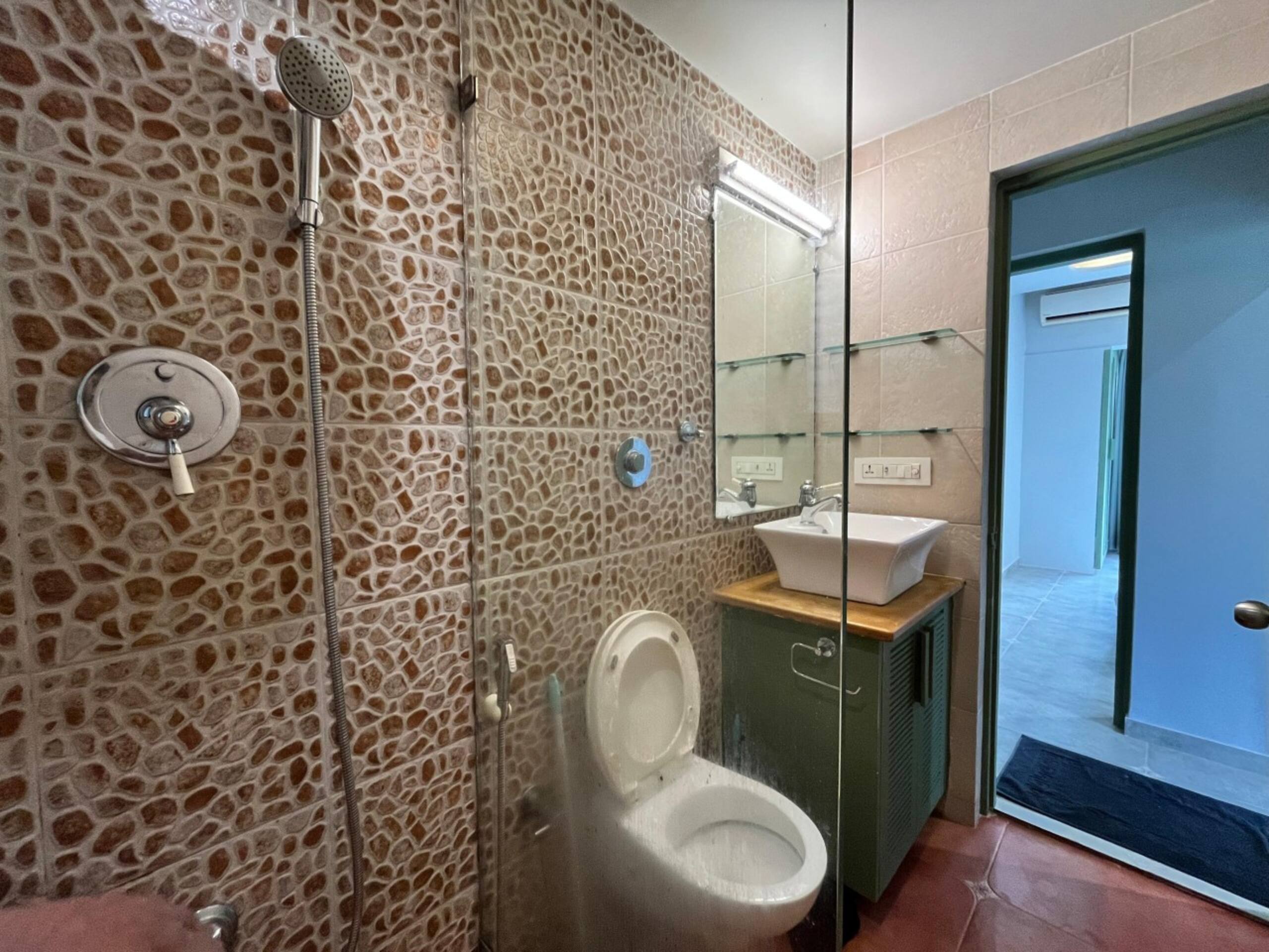 The Greendoor Apt, Sun and Sands, 2bhk, Candolim 32
