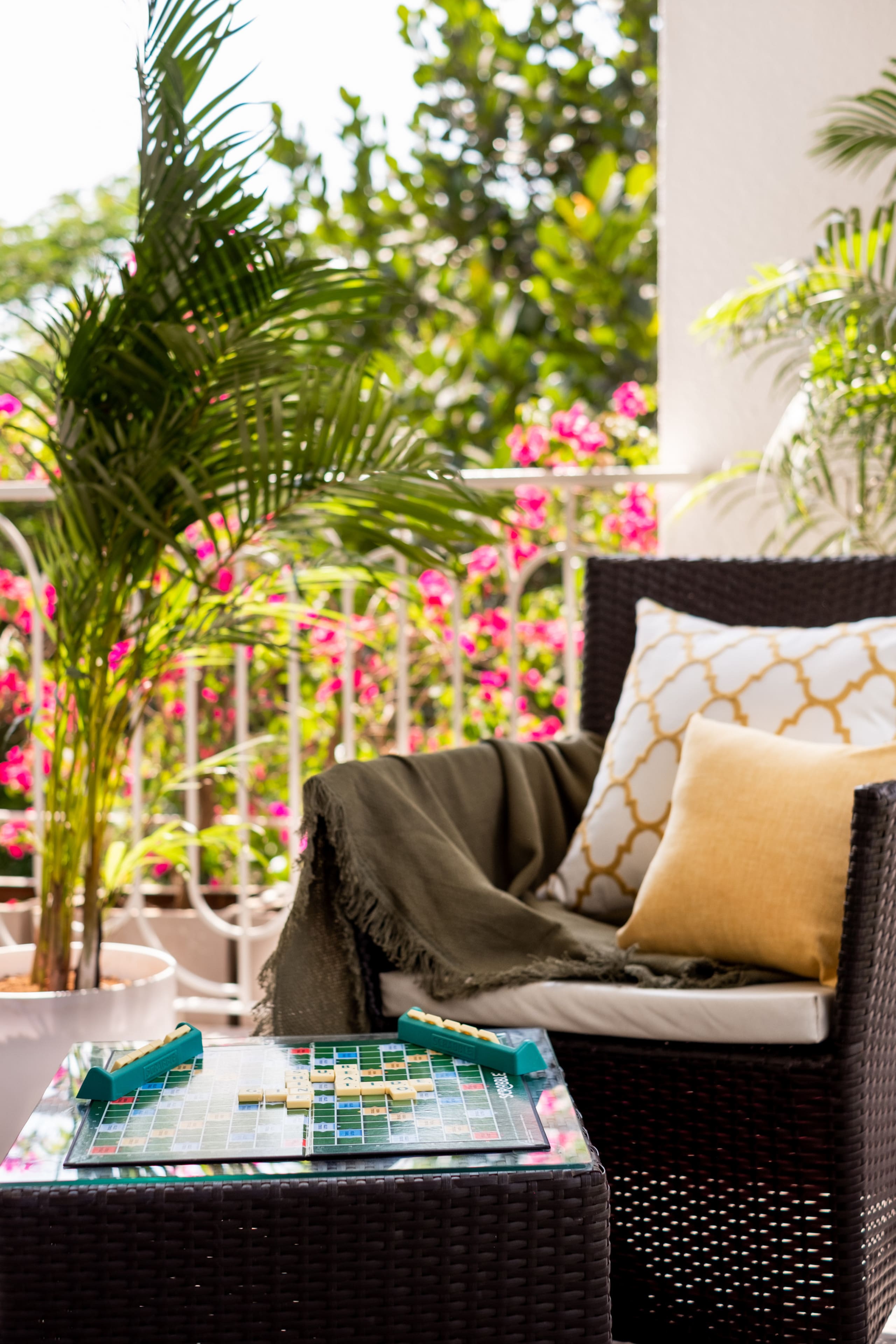 2BR Treas Apt|Shared Infinity Pool|Genset|Candolim 18