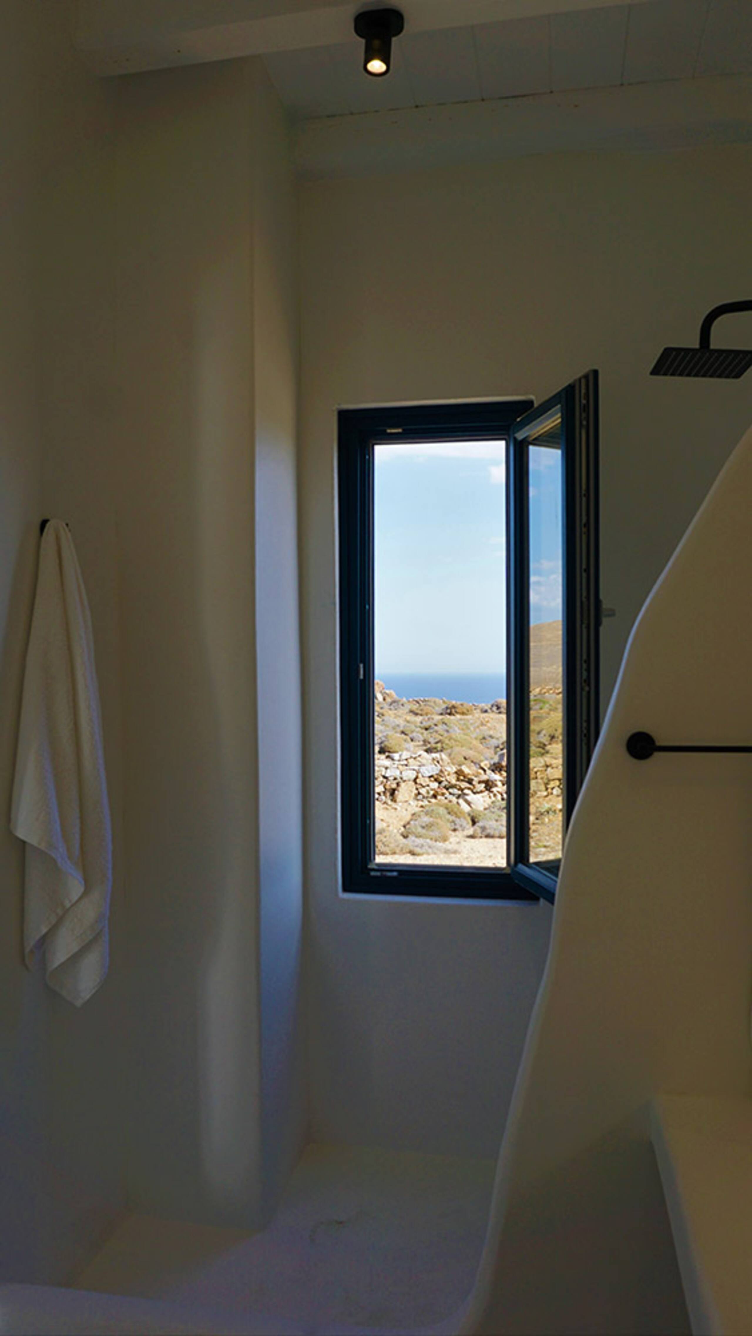 Luxury 4 BR Villa | Pool & Sea Views in Panormos 24