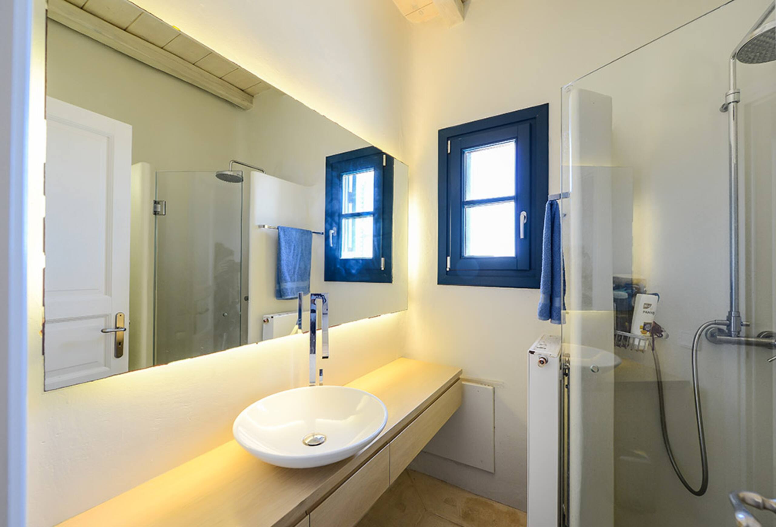 Luxury 4 BR Villa | Pool & Sea Views in Panormos 19
