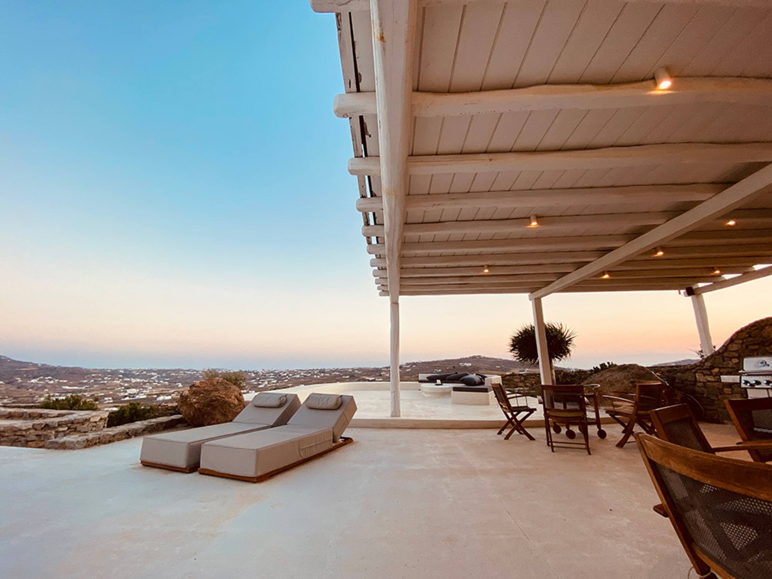 Luxury 4 BR Villa | Pool & Sea Views in Panormos 8