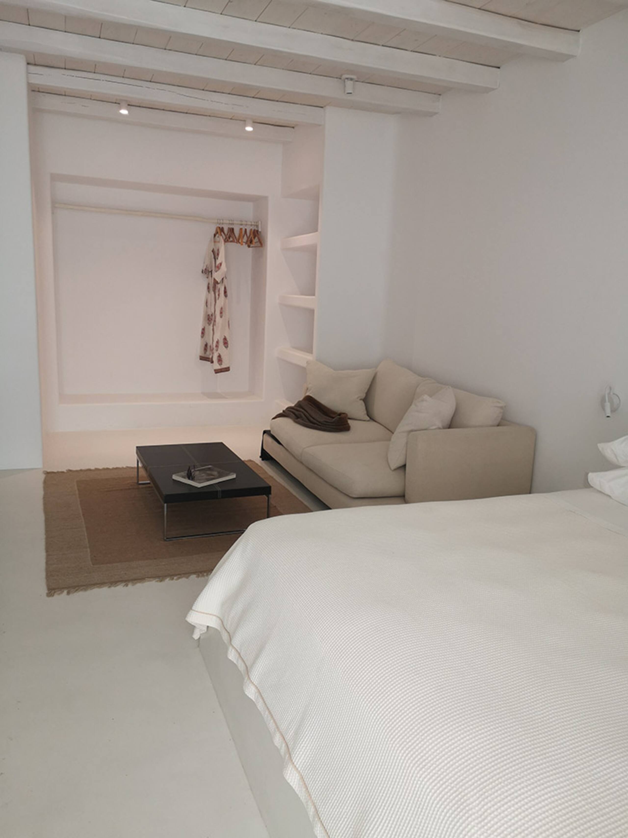 Luxury 4 BR Villa | Pool & Sea Views in Panormos 27