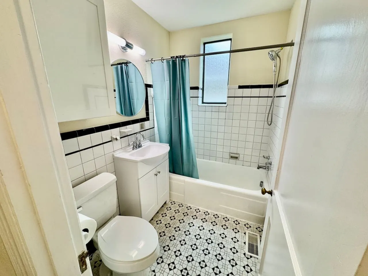 1 Bedroom in NLR 8