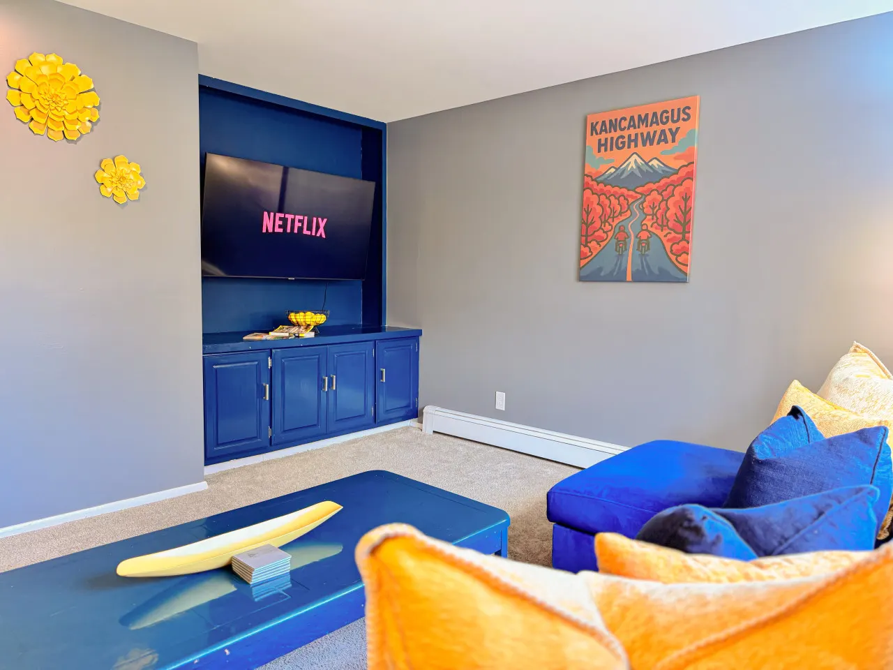 Game On! Hot Tub, Cinema, Giant Chess, Puppy Approved! 16
