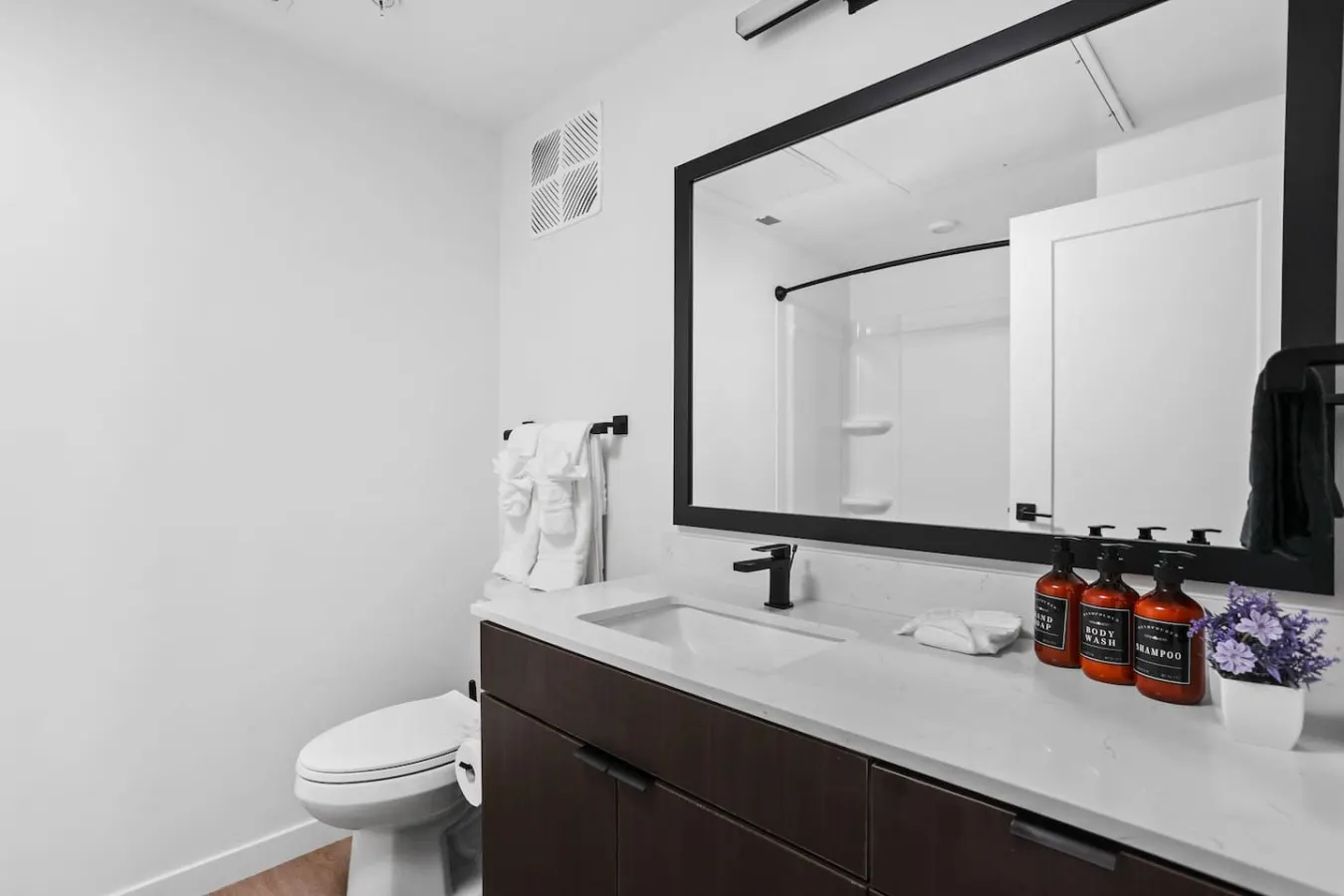 A+ Spacious Luxury 2BR Pool+Lounge+Parking 19