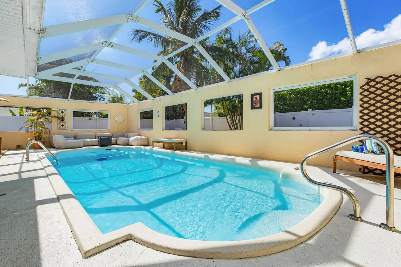 3 Bed 2 Bath Backyard Oasis FREE gas card with 7 night stay