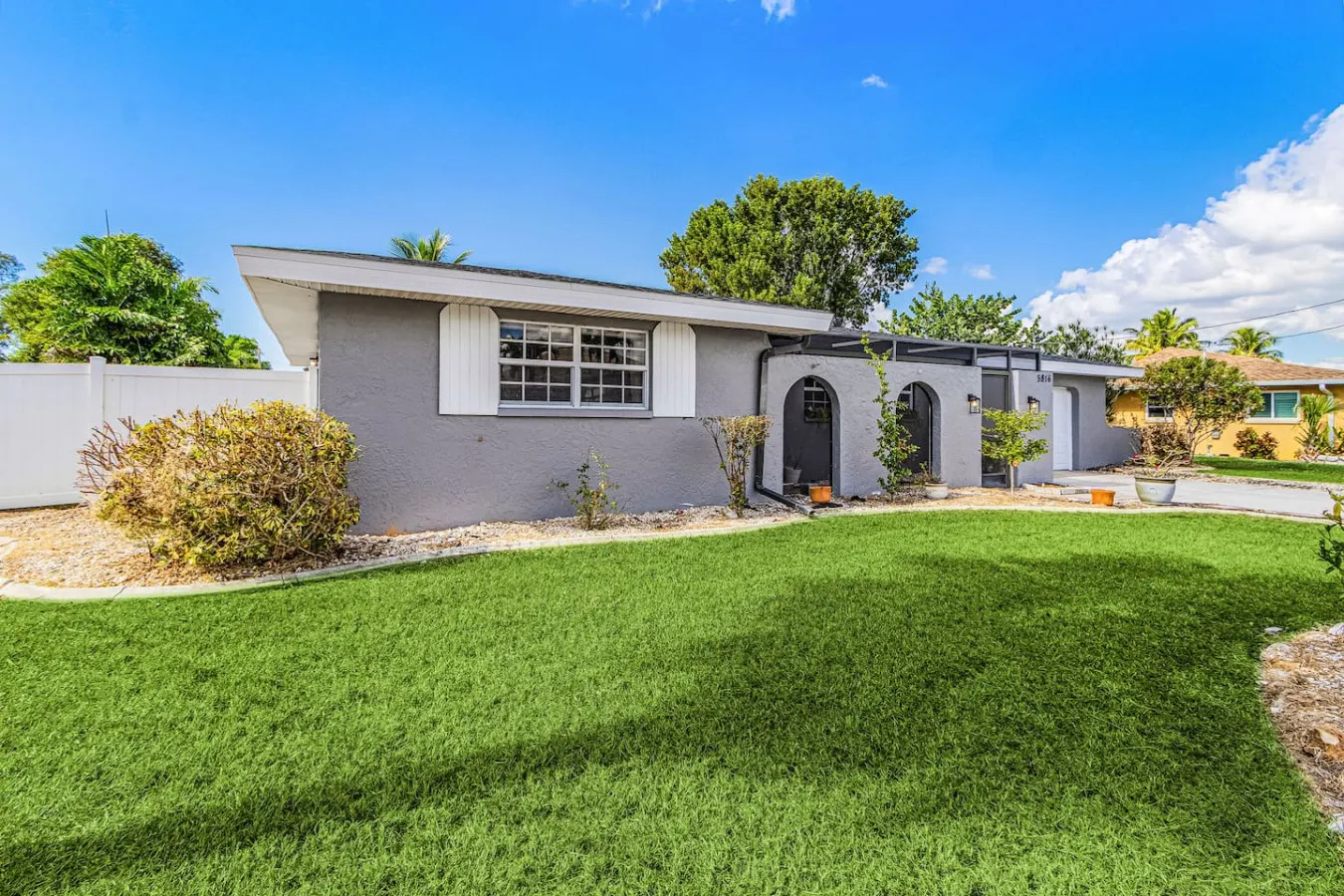 3 Bed 2 Bath Backyard Oasis FREE gas card with 7 night stay 10