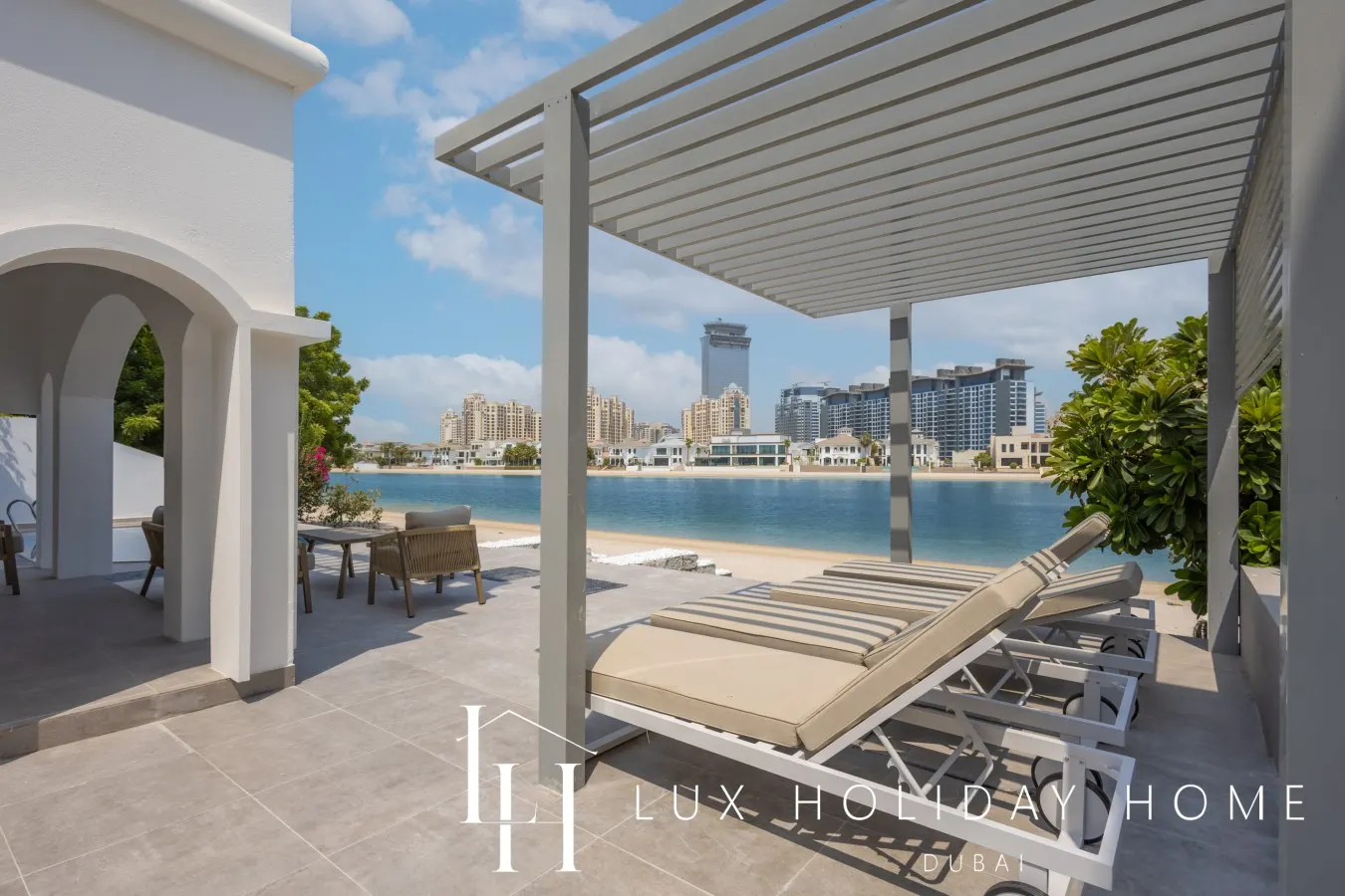 LUX The Ocean Pearl Villa 3 19
