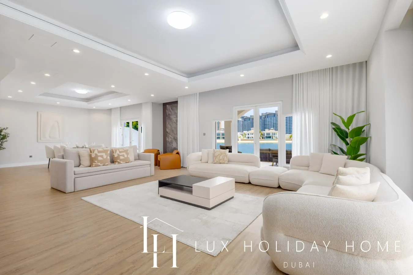 LUX The Ocean Pearl Villa 3 6
