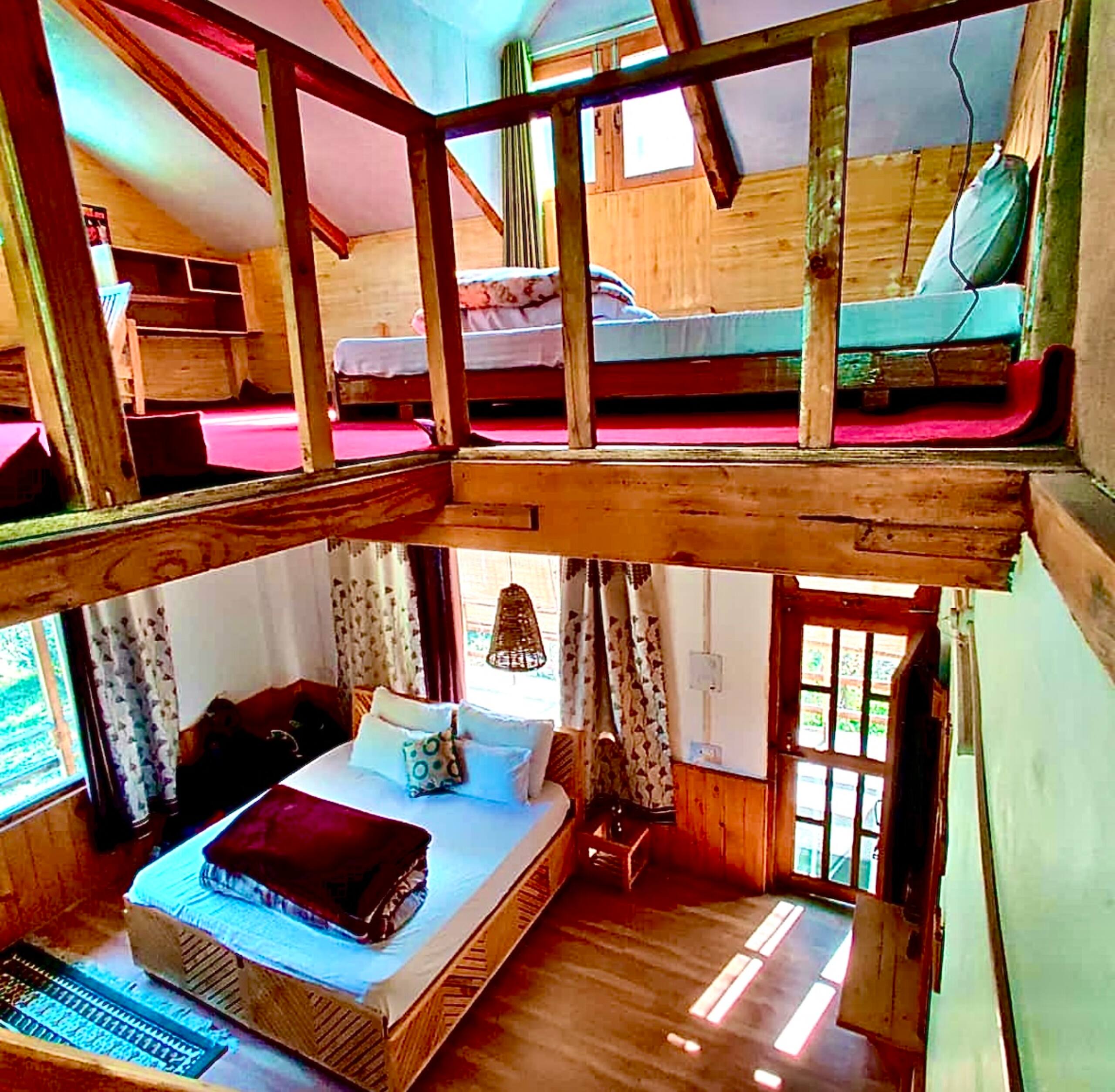 Entire Riverside Homestay with book cafe & Garden 1