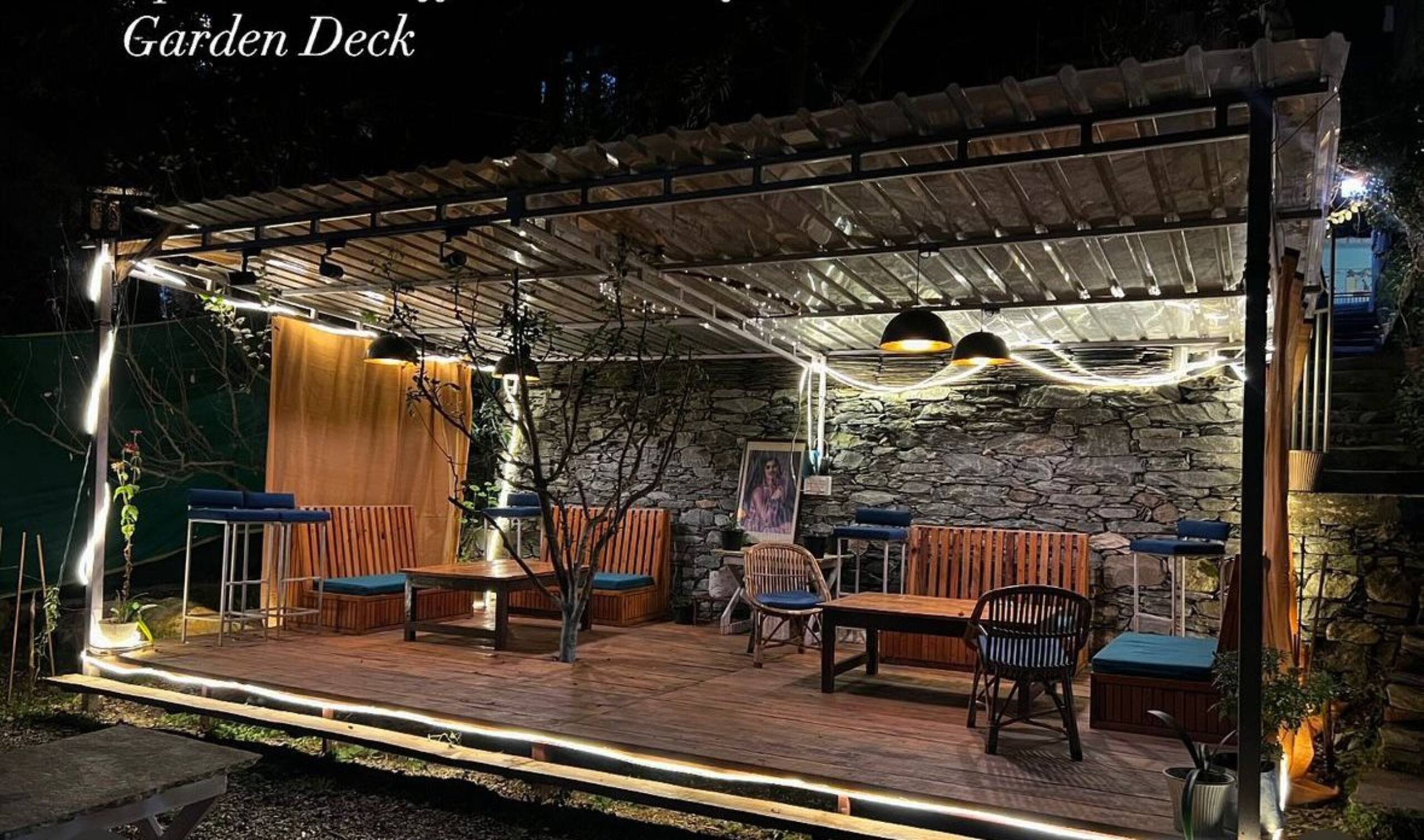 Entire Riverside Homestay with book cafe & Garden 22
