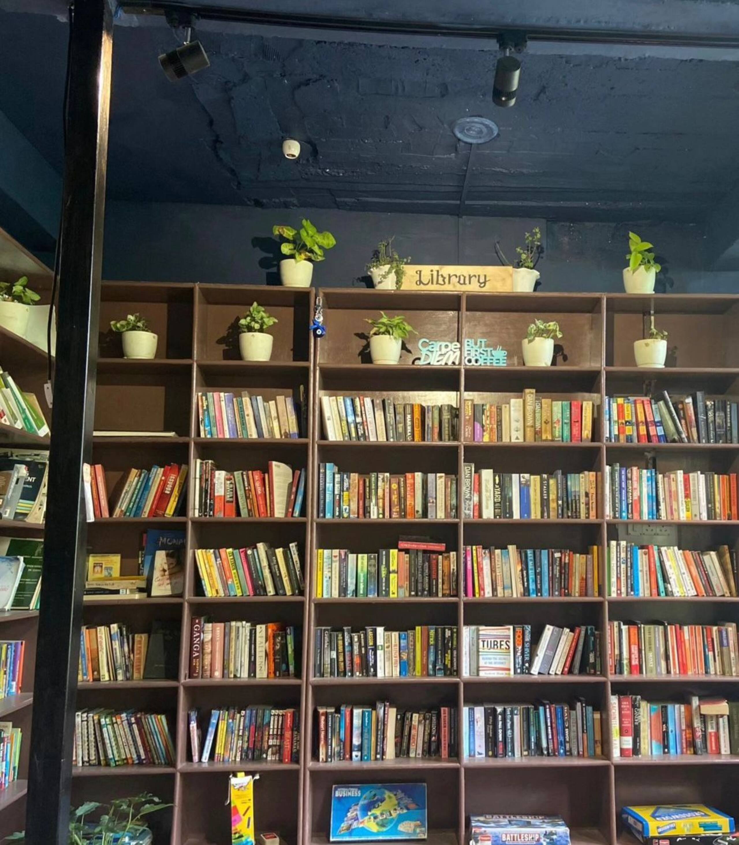 Entire Riverside Homestay with book cafe & Garden 30
