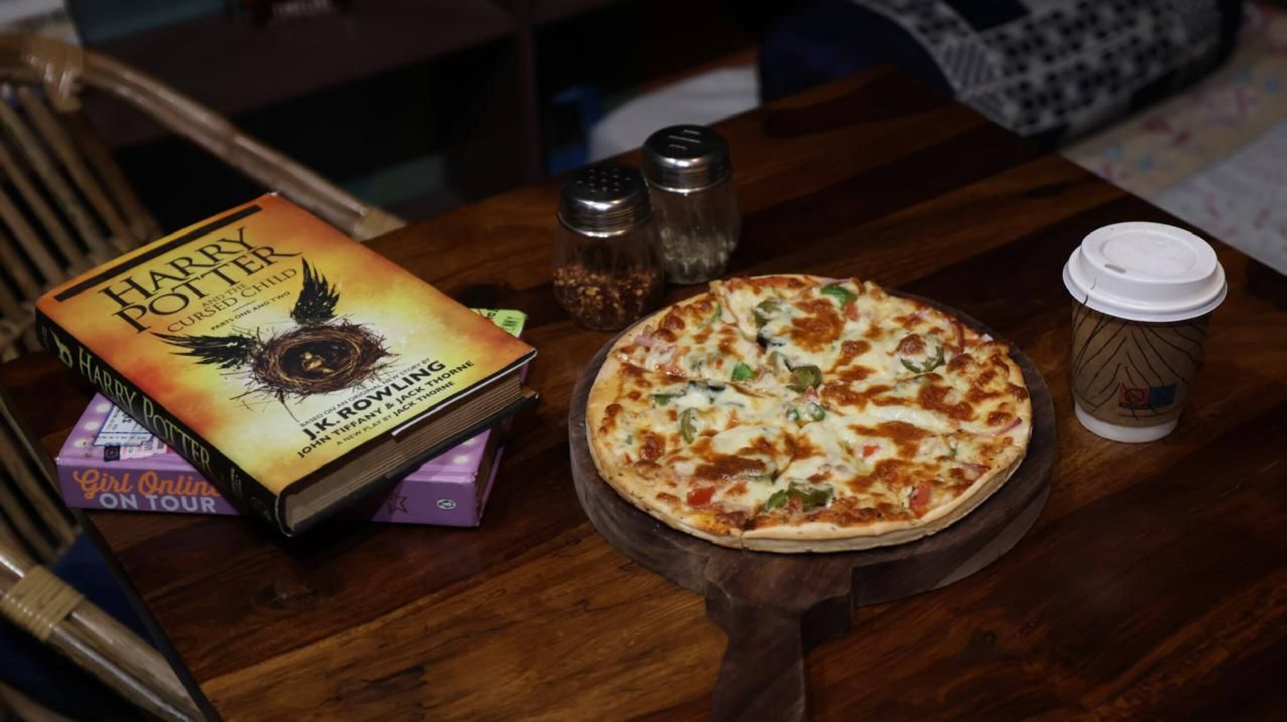 Entire Riverside Homestay with book cafe & Garden 38