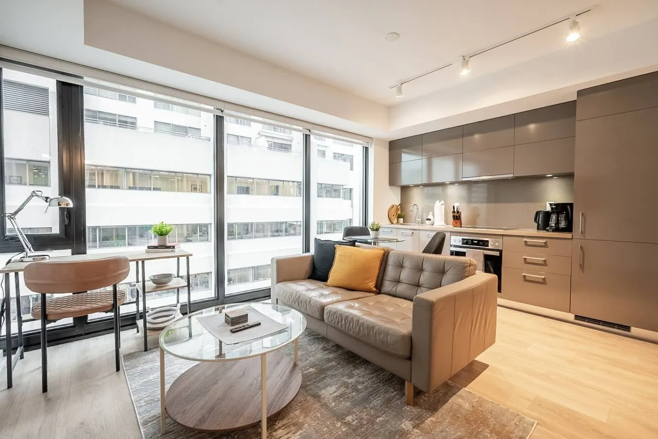 Stylish Yorkville 1BR • Walk to Dining & Shops