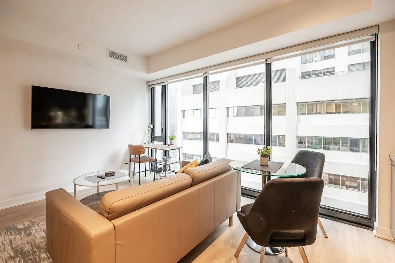 Stylish Yorkville 1BR Walk to Dining & Shops 7