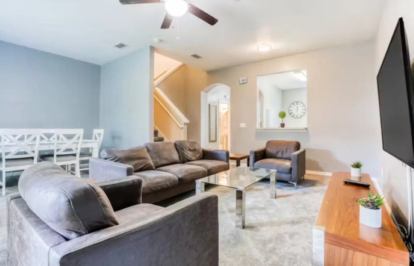 Sunshine Delight - 4 Bedroom Townhome at Regal Palms 2