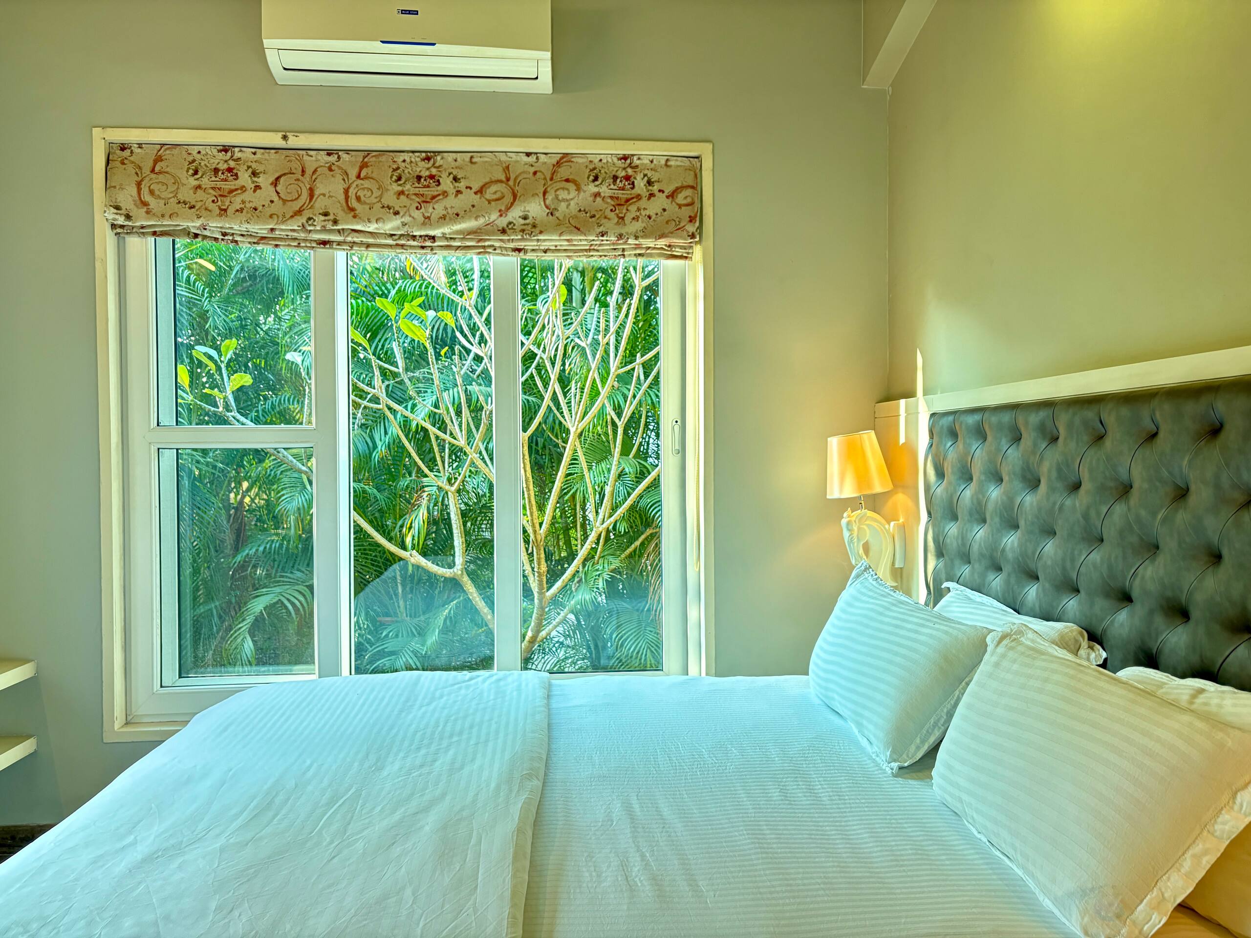 The Greendoor Villa - 10, 8 mins to beach 14