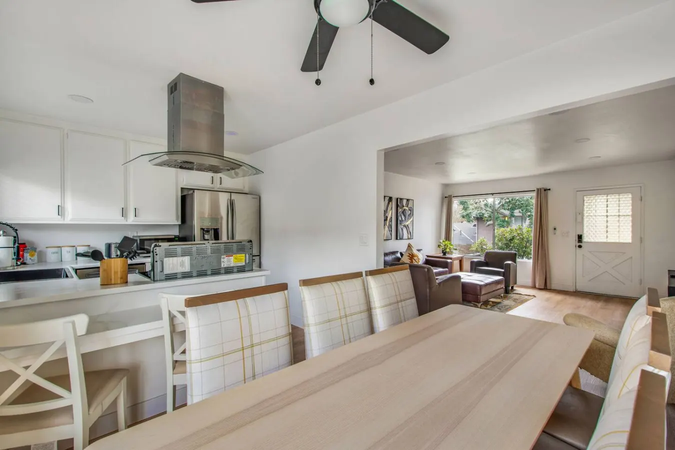 2Bd/2Bth Close To South Coast Plaza Restaurants 11
