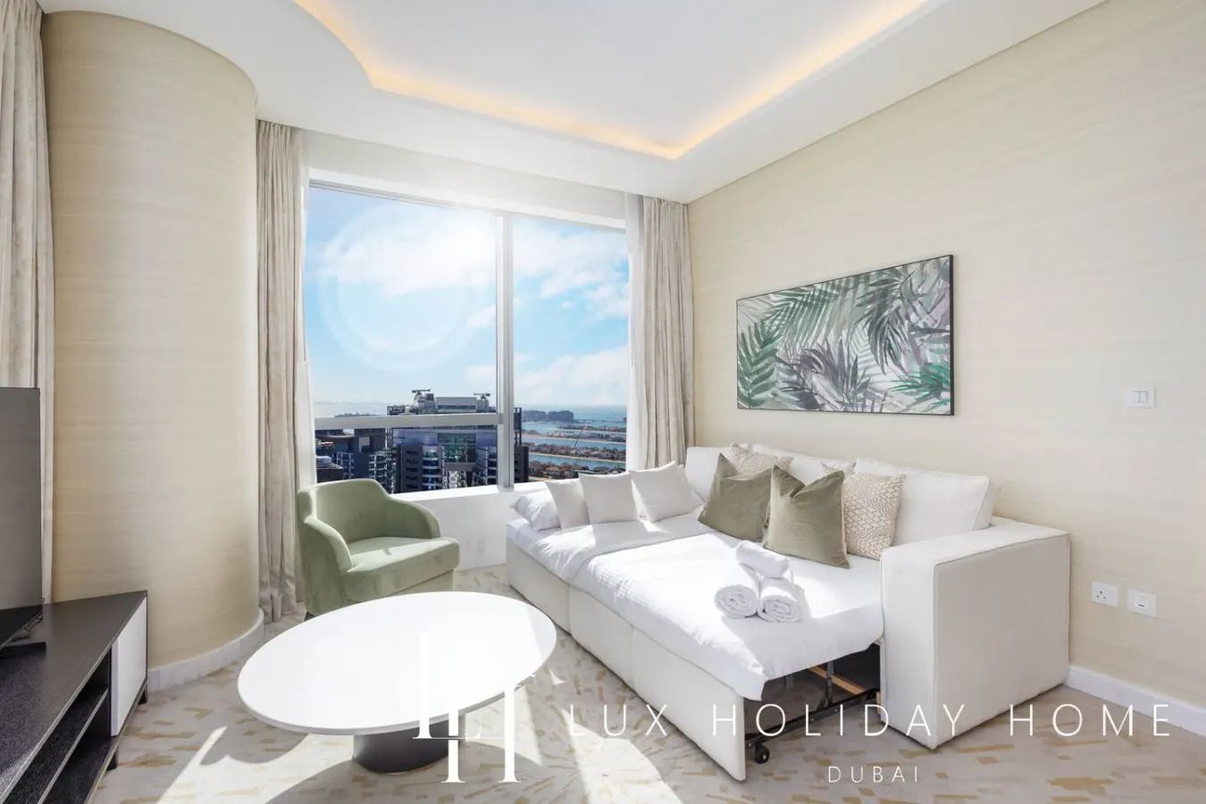 LUX Iconic Views at The Palm Tower Suite 8 6