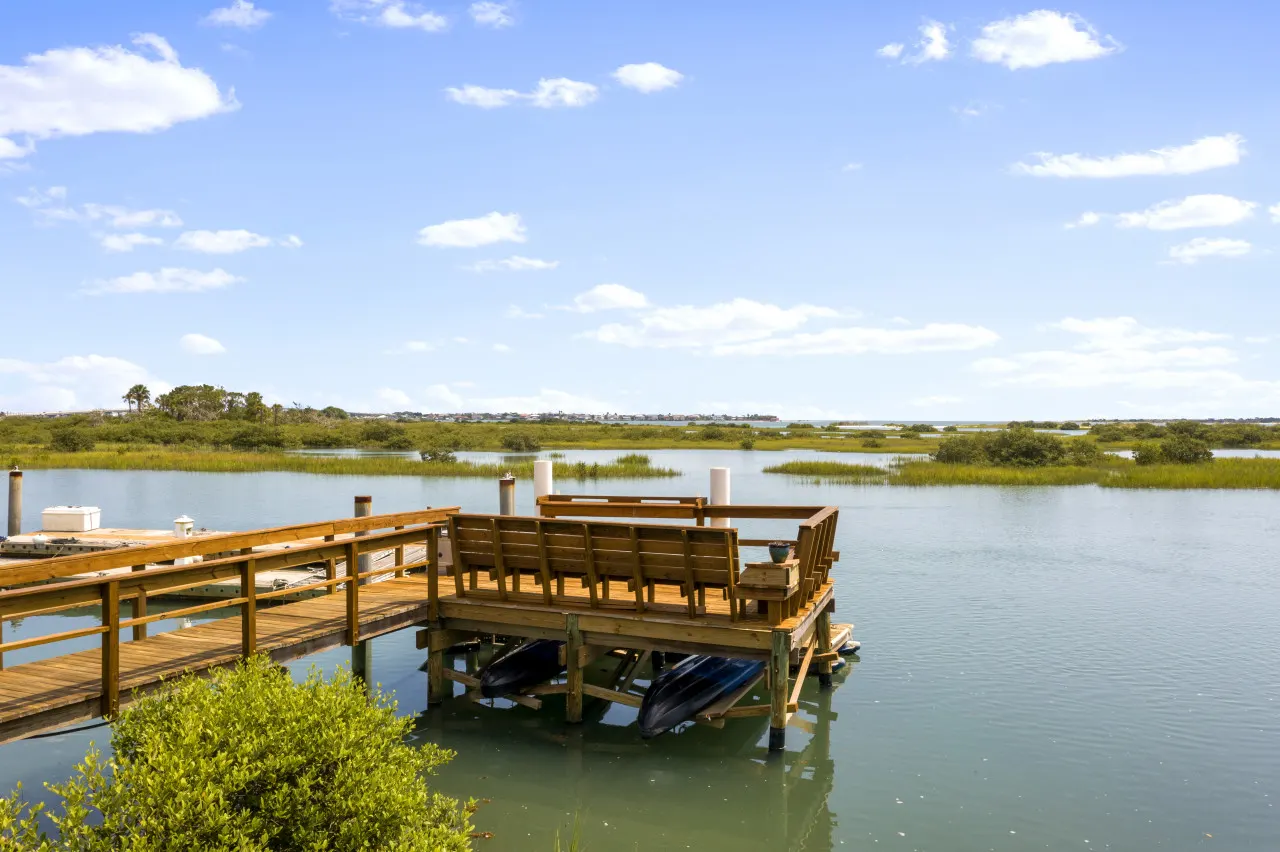 Bella Vista, Waterfront Villa w/Dock — photo 5