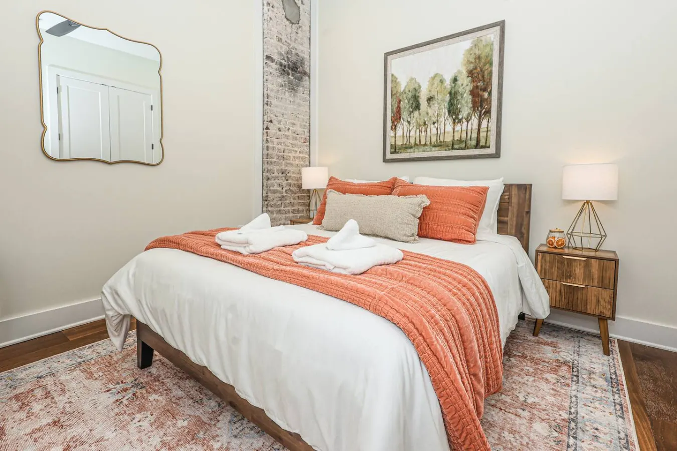 Historic Luxury On Gay Street | Near UT — photo 4