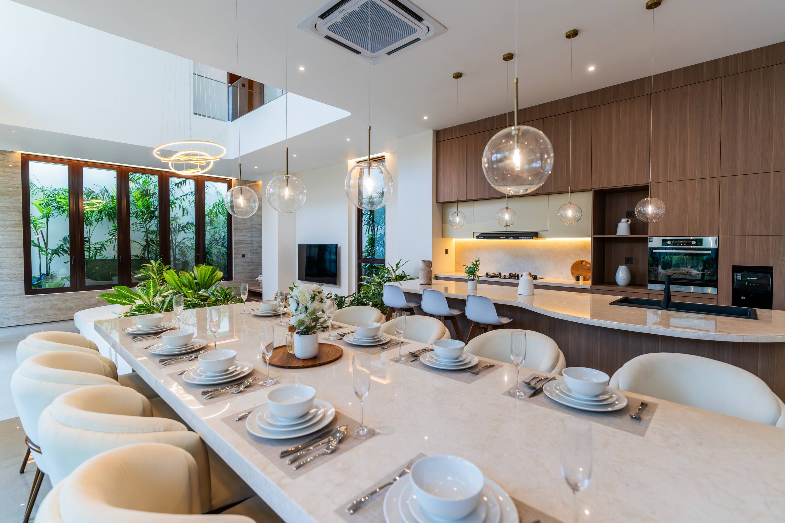 Djelantik House 19