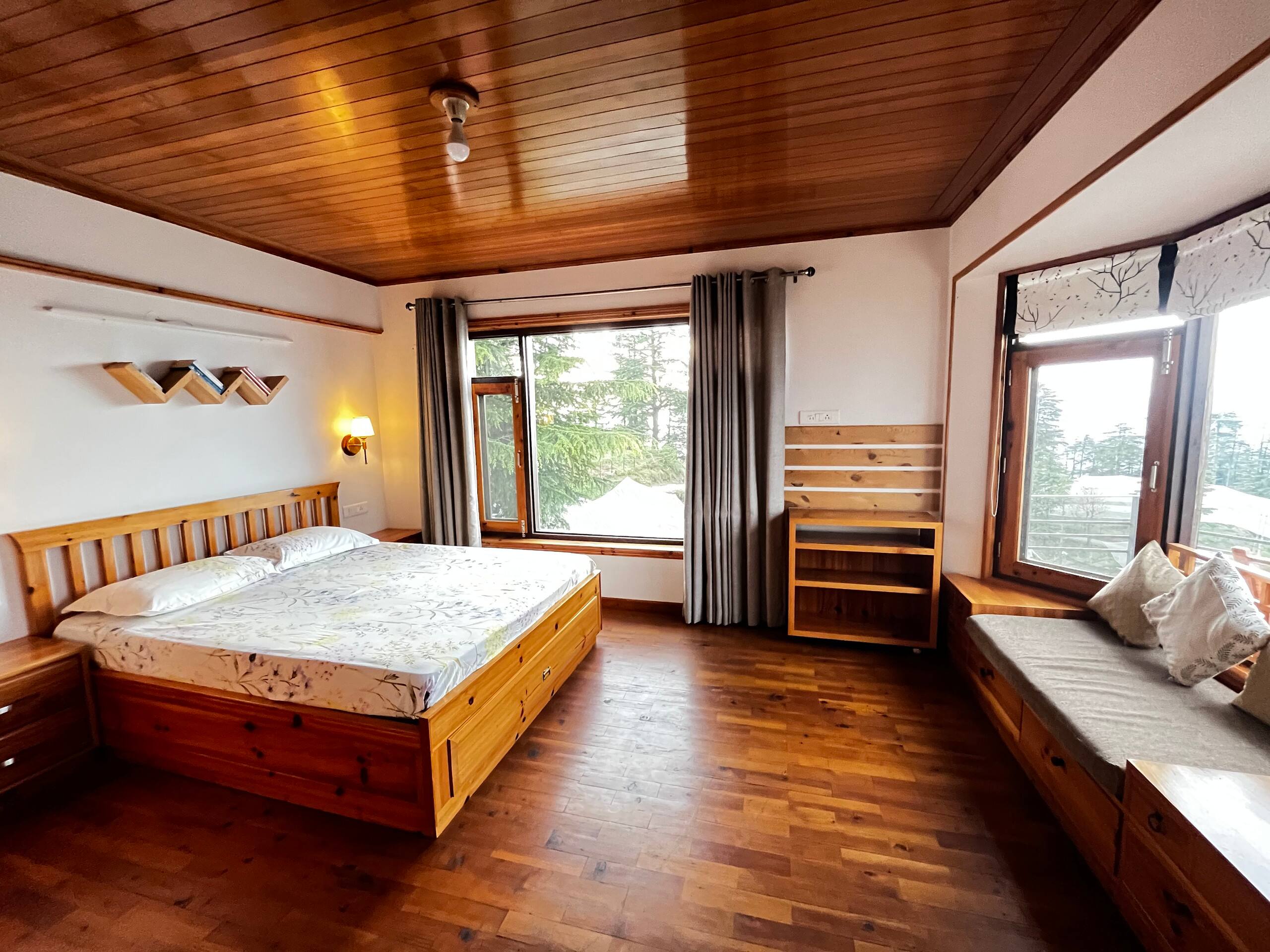 Attic Himalaya View|Grandma Stokes Orchard Retreat 20