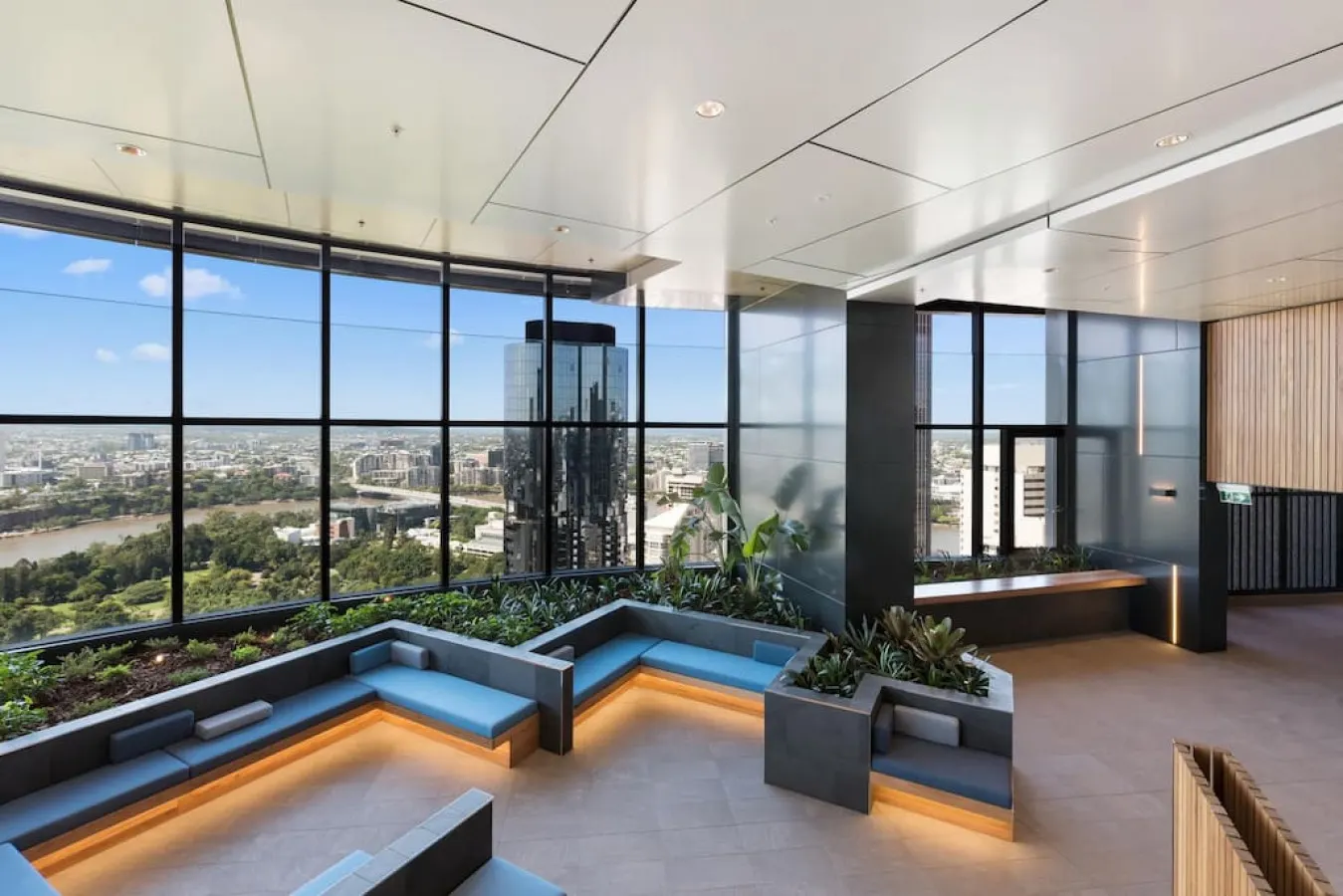 CBD RiverView 2Bed Apt Kingbed at Tallest building 6