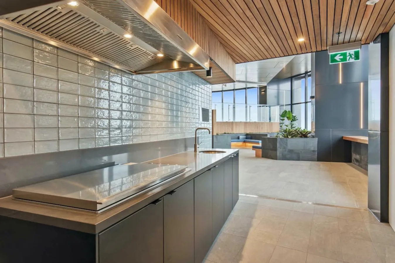 CBD RiverView 2Bed Apt Kingbed at Tallest building 7