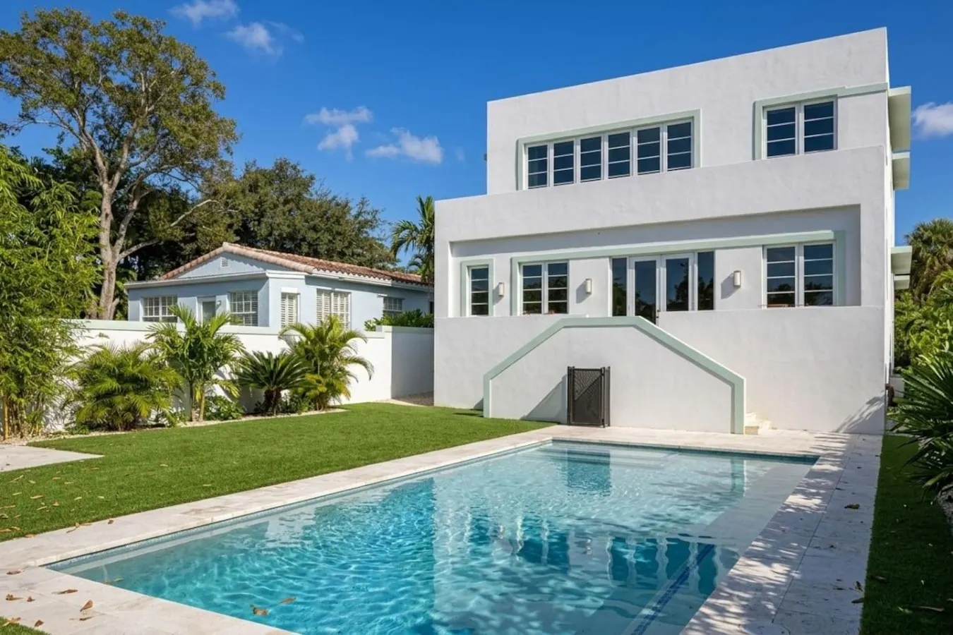New Riverside Modern Tropical Miami Haven w/Pool