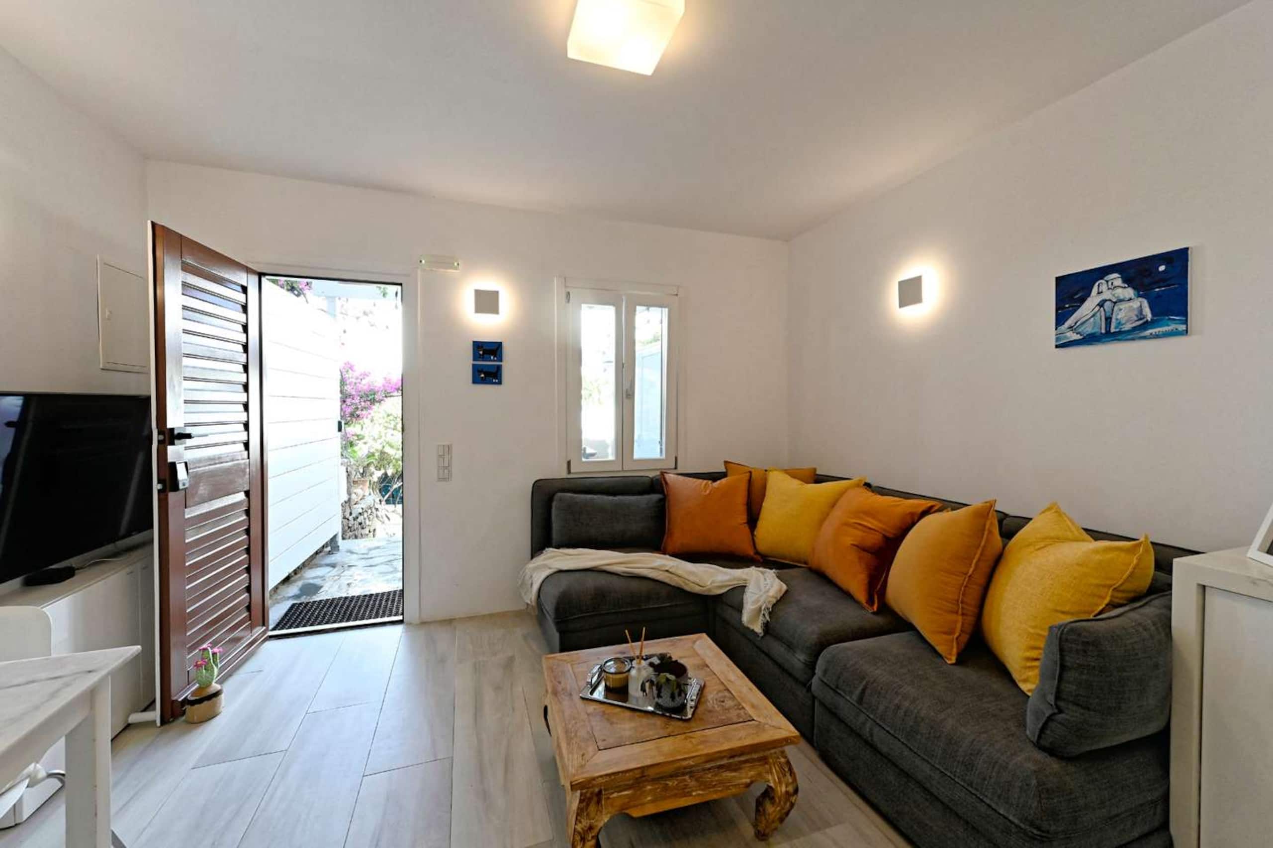 Hedoni - Mykonos Town Suite with Pool & Terrace — photo 4