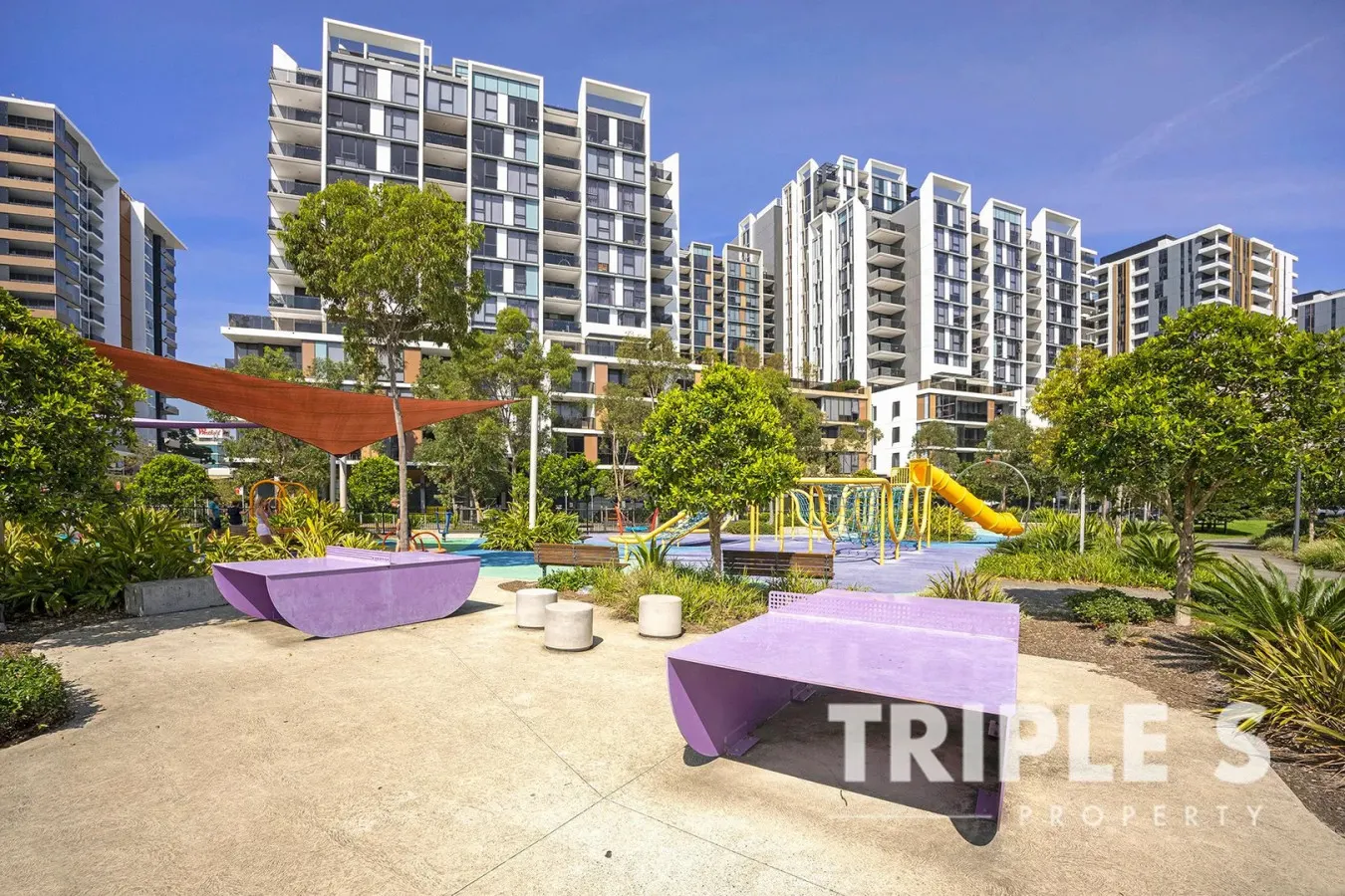 Eastgardens 2BR/2BA 2 Parking + Shops 16