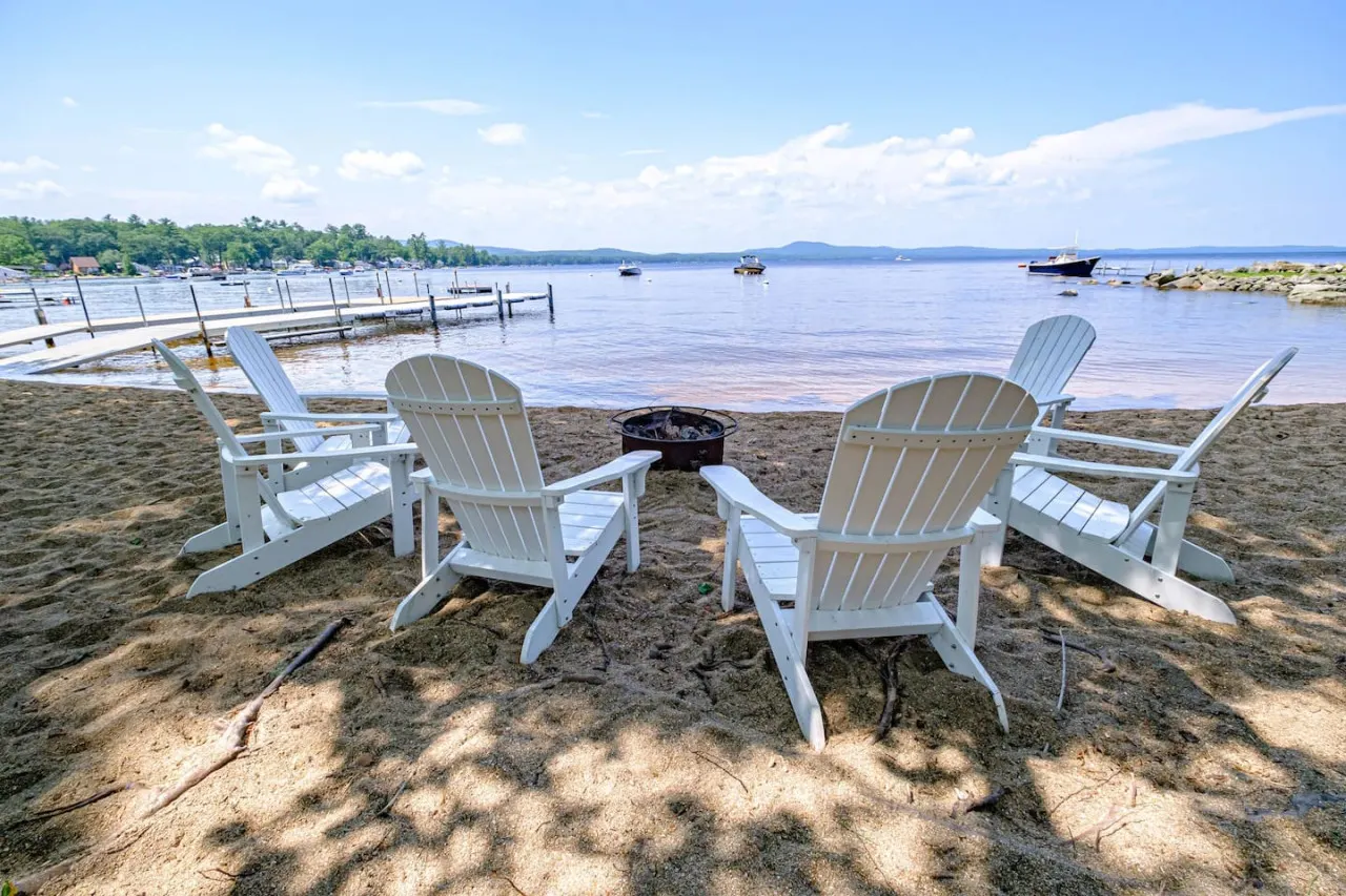 Sebago Sunset- BIG Sandy Beach on Sebago w. dock, kayaks, + SUPs 11