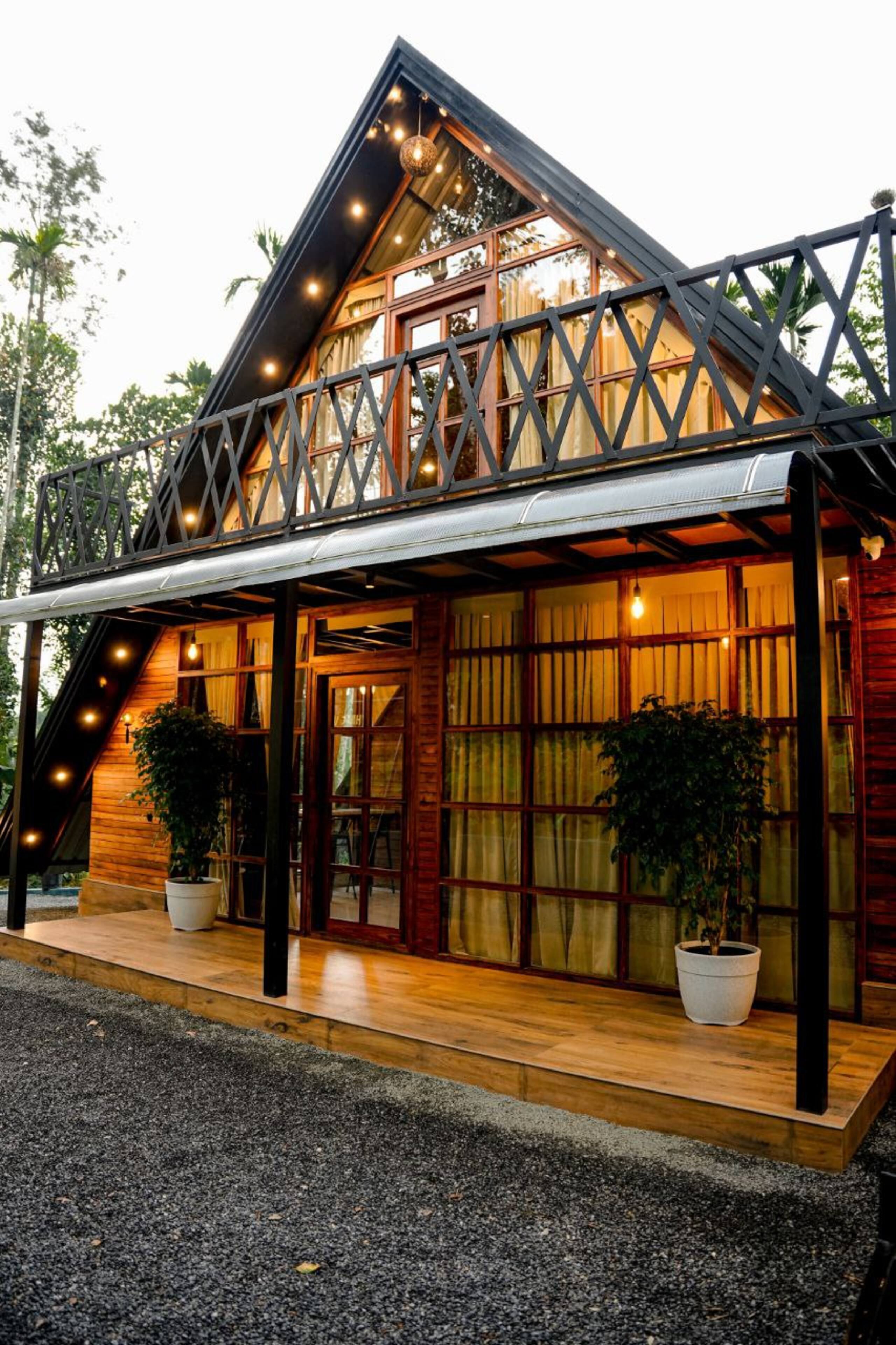 Cozy A-Frame Chalet | Ground Floor | Wayanad Stay 7