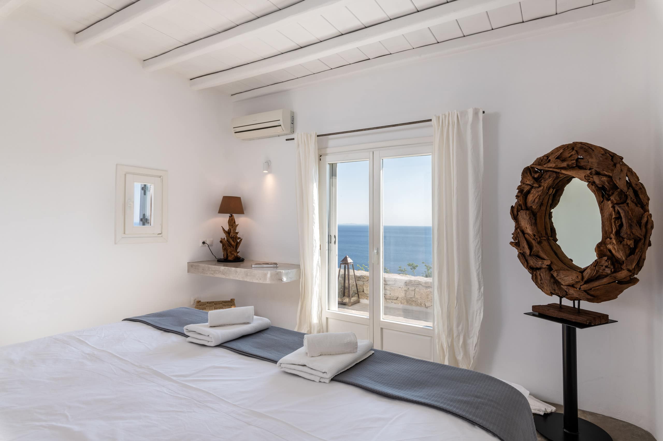 Villa Ava | Infinity Pool & Sea View 14