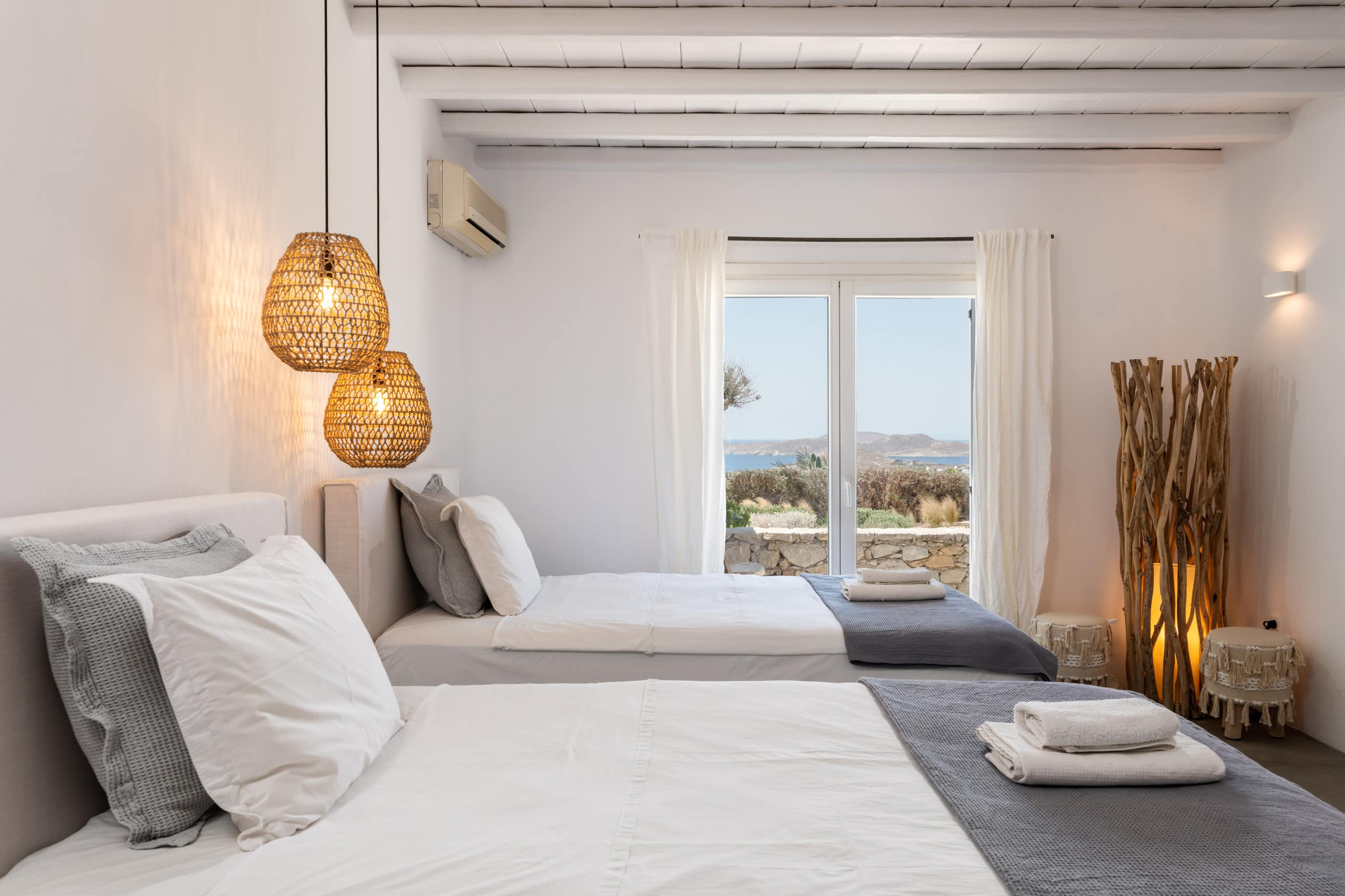 Villa Ava | Infinity Pool & Sea View 18