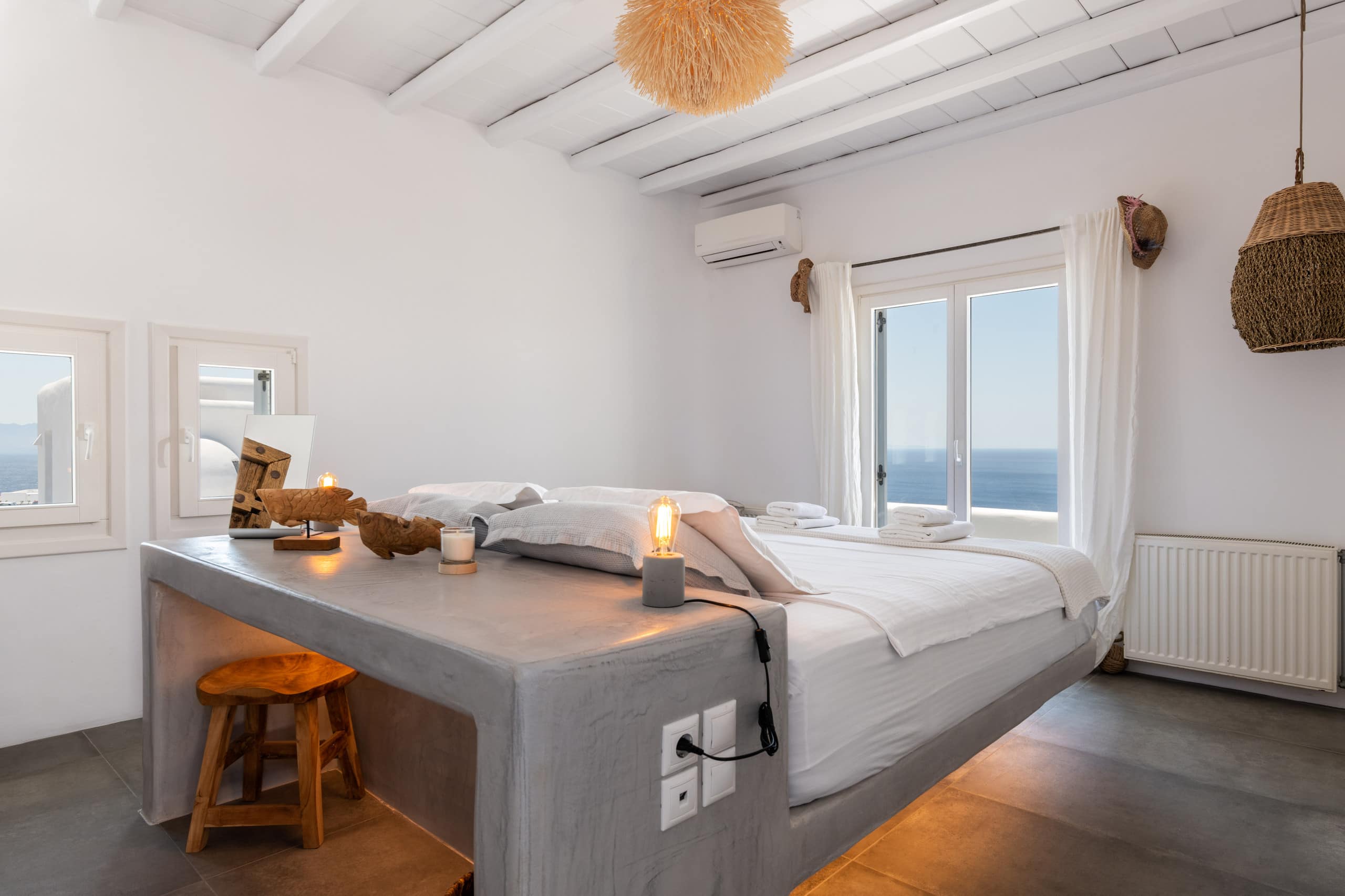 Villa Ava | Infinity Pool & Sea View 12