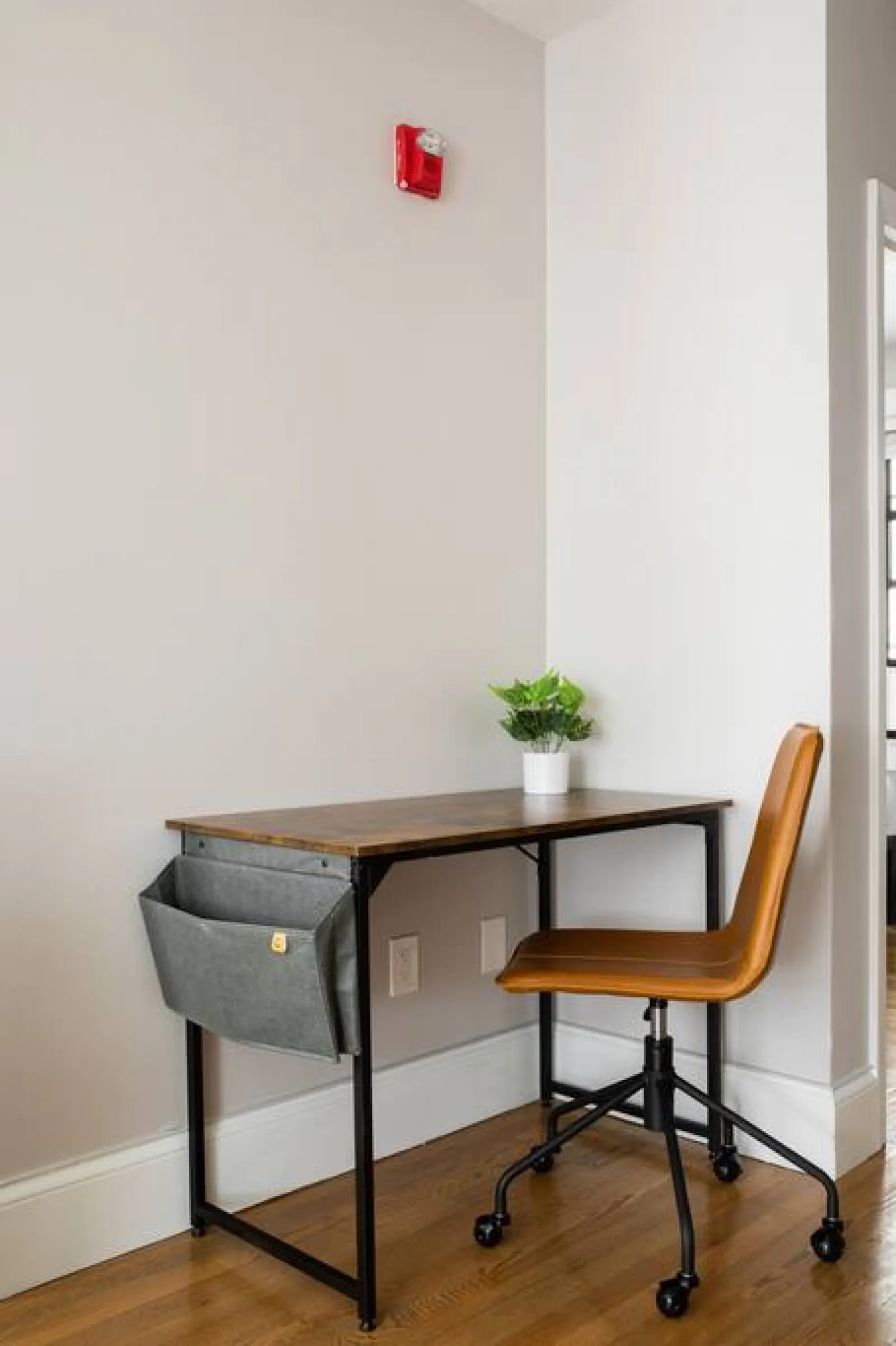 Airy 1BR Walkable to Everywhere in Boston W+D 14