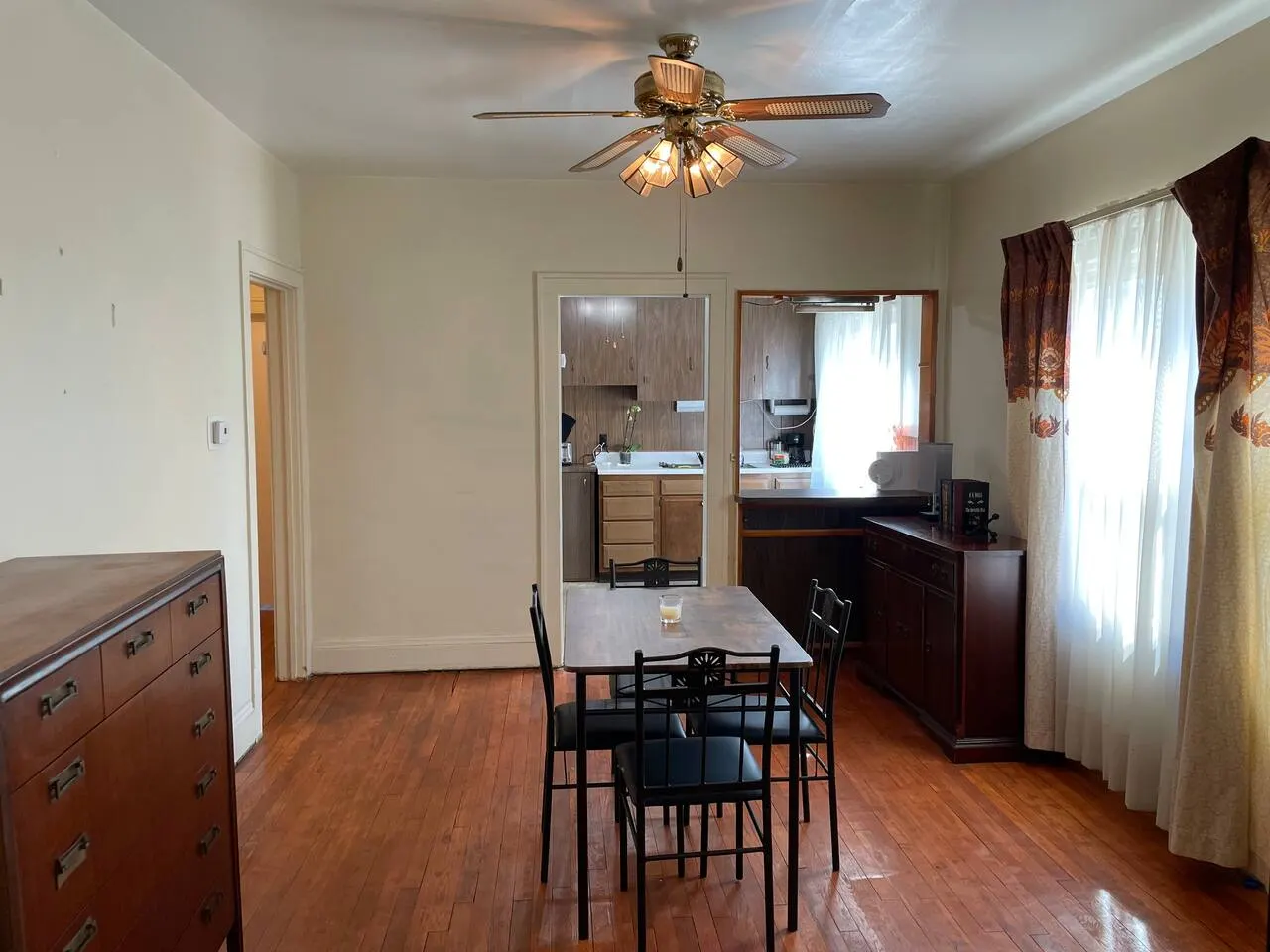 Cozy private room - 8 mins to Airport & Lakewood 16